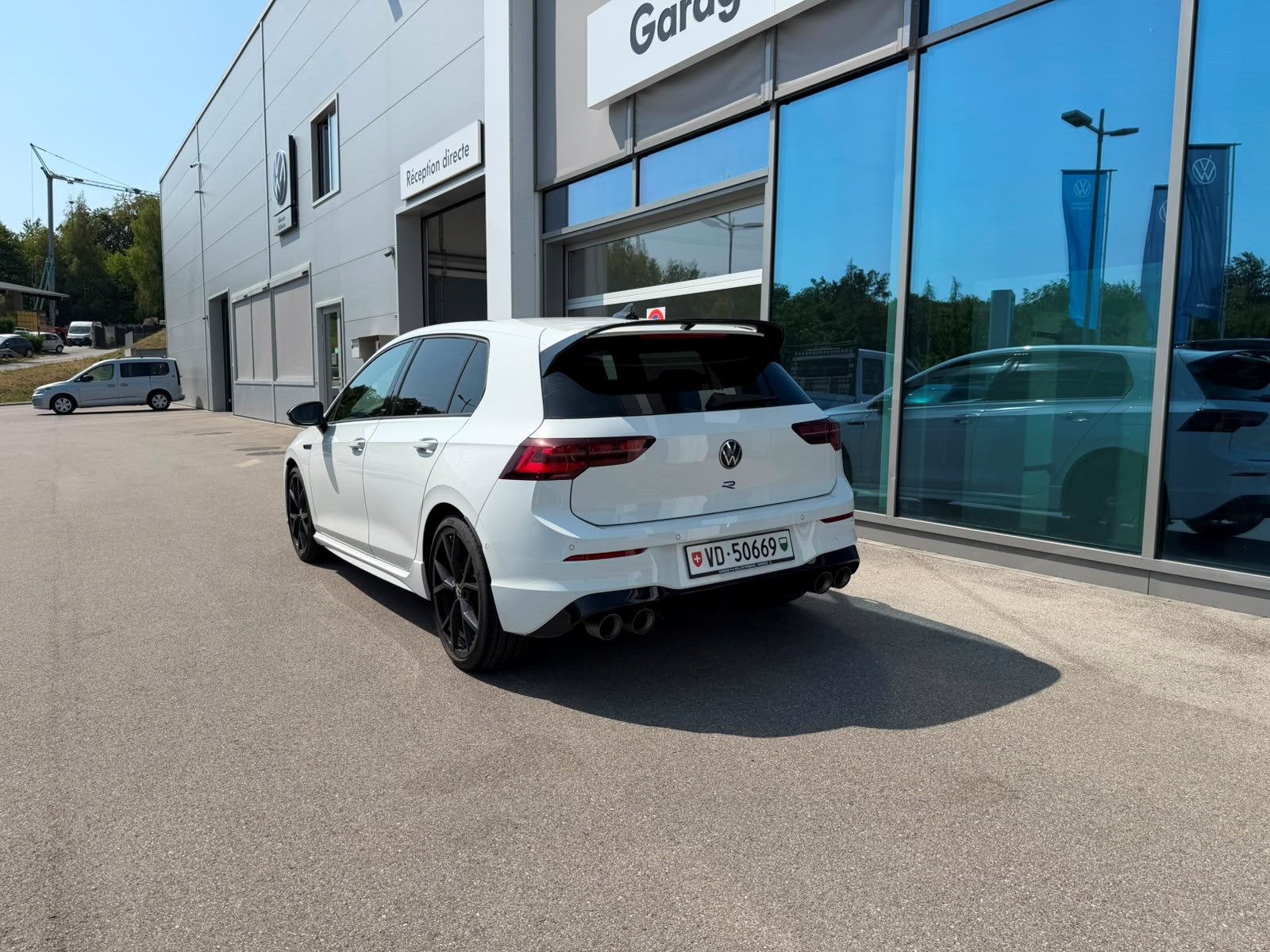 VW Golf 2.0 TSI R DSG 4Motion R 20 Years-image-4