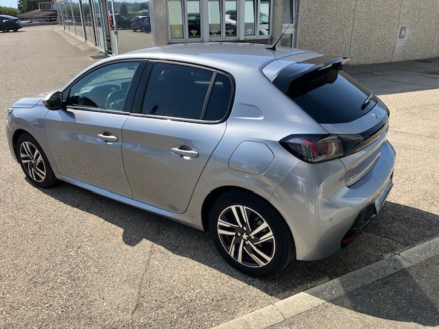 PEUGEOT 208 1.2 PureTech Allure Pack EAT8-showroom-element-3