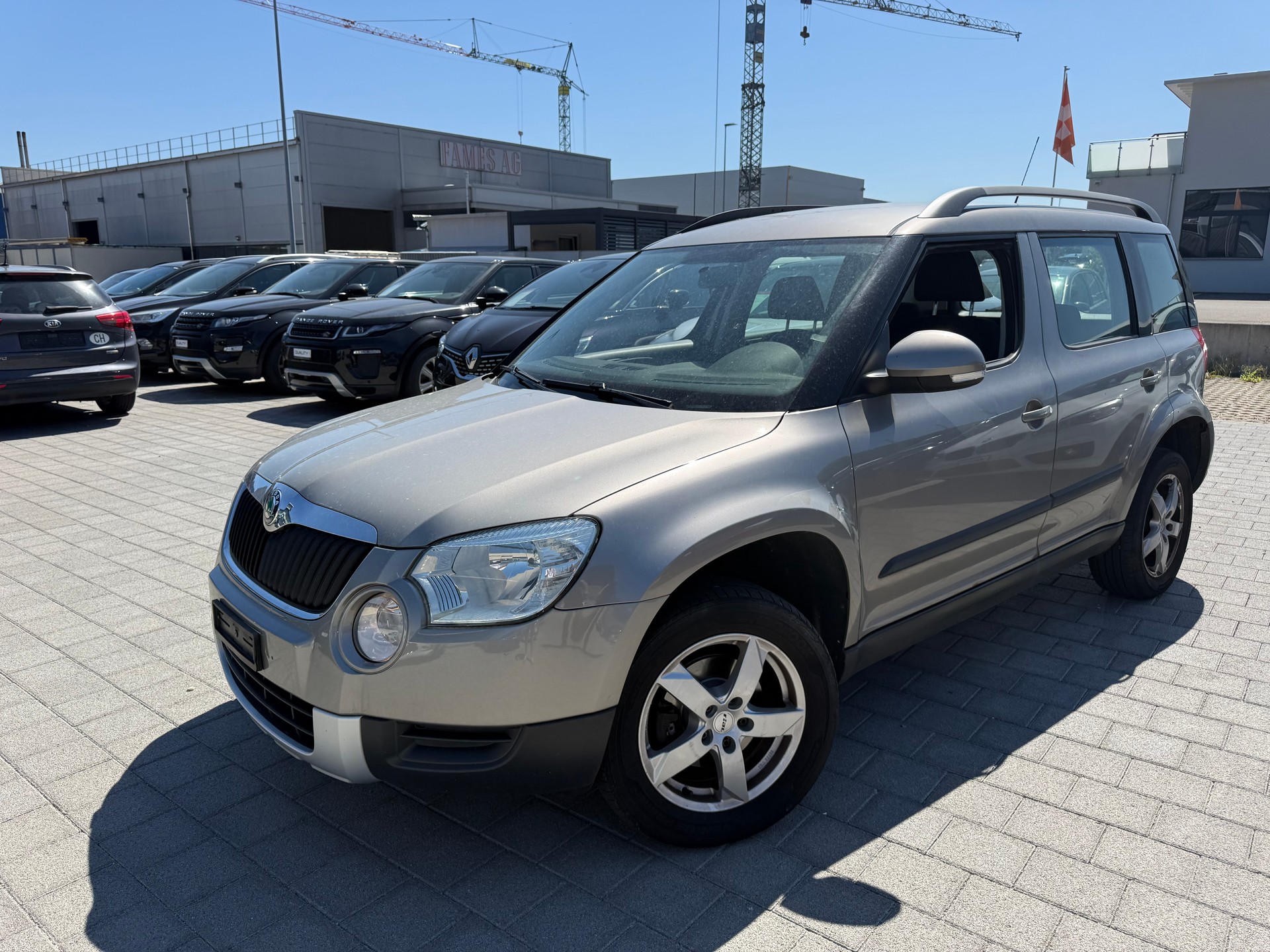 SKODA Yeti 2.0 TDI Ambition 4x4-showroom-element-1