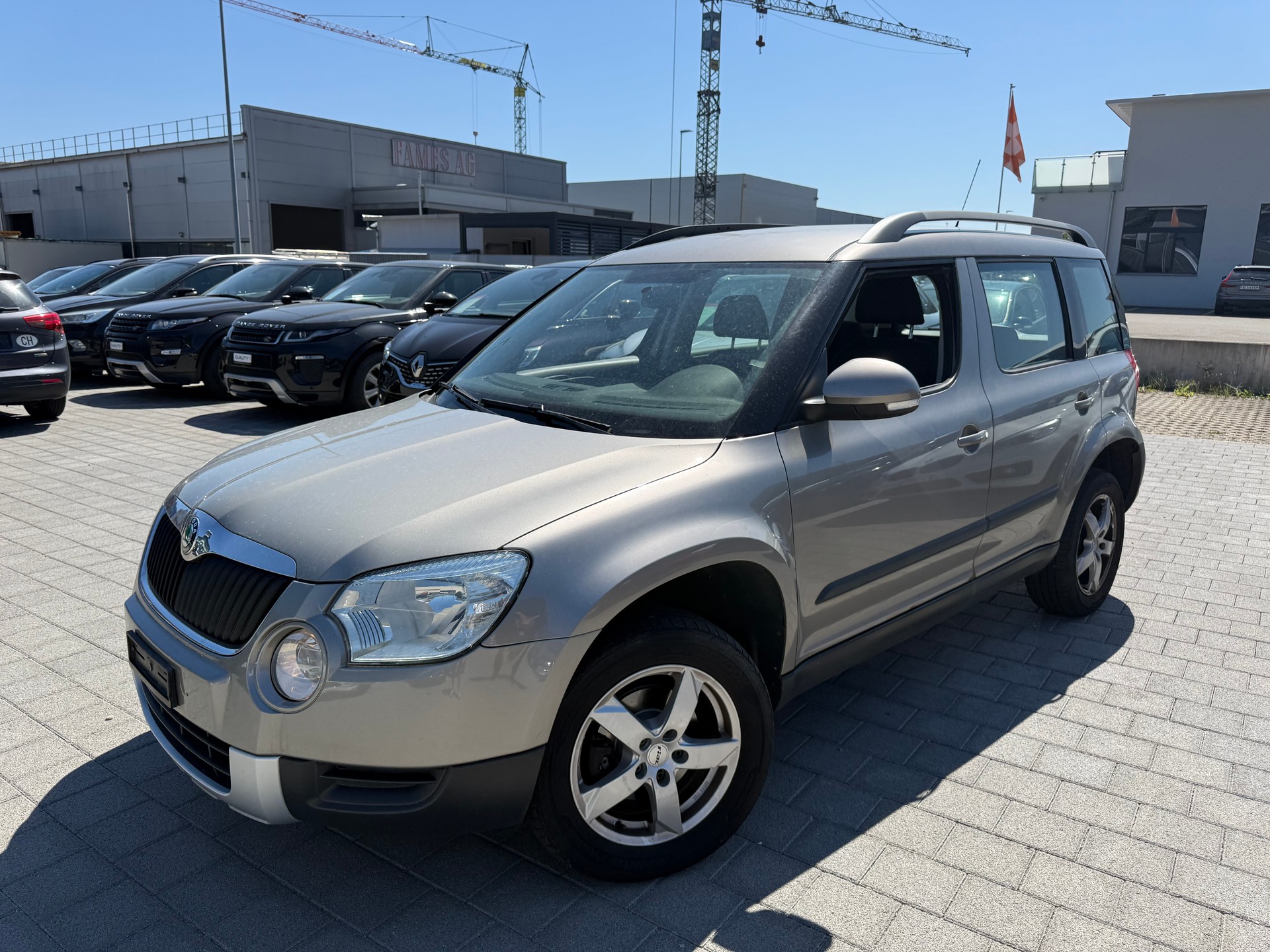SKODA Yeti 2.0 TDI Ambition 4x4-showroom-element-2