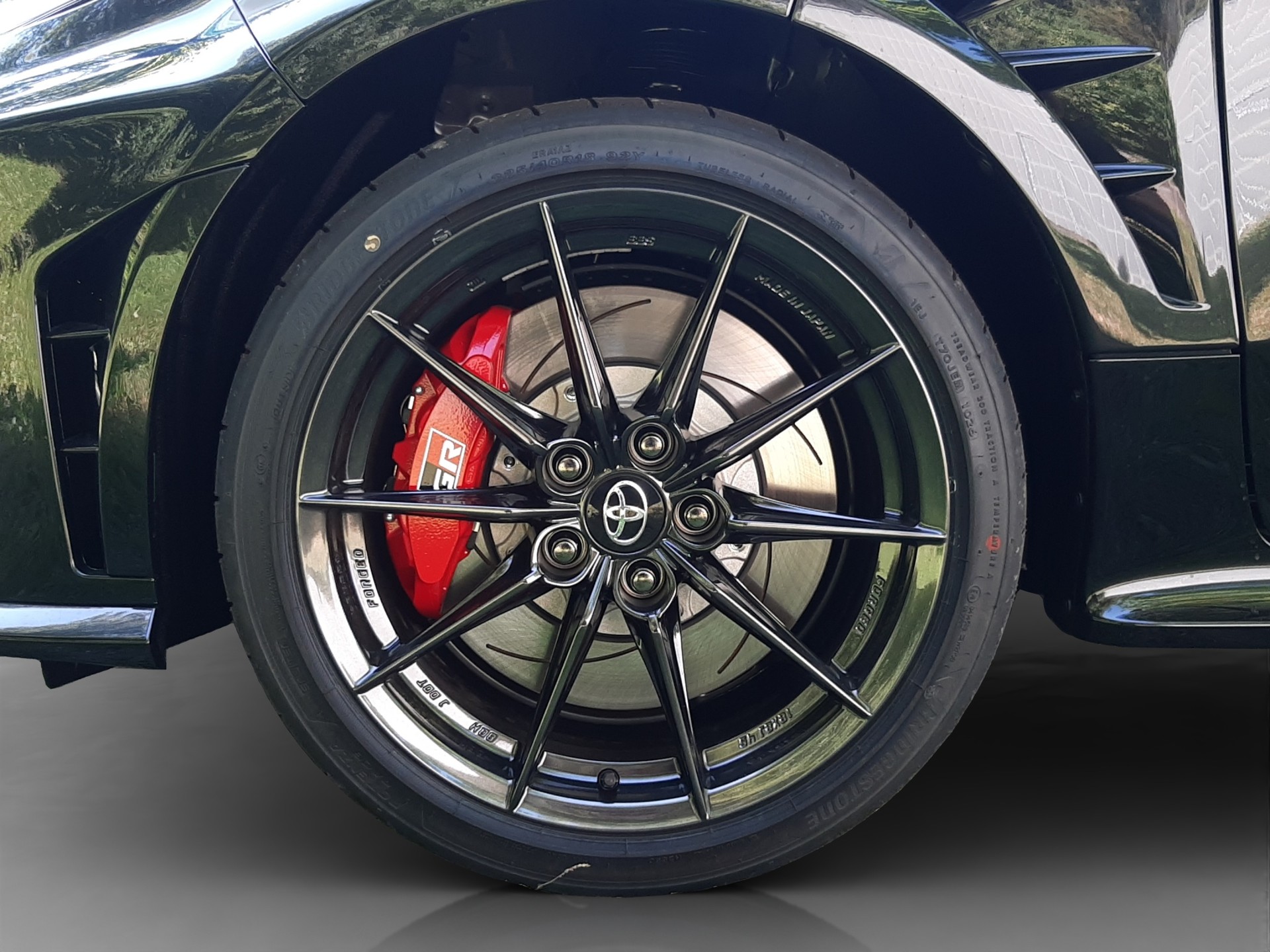 TOYOTA GR Yaris 1.6 Turbo Sport 4x4-image-14