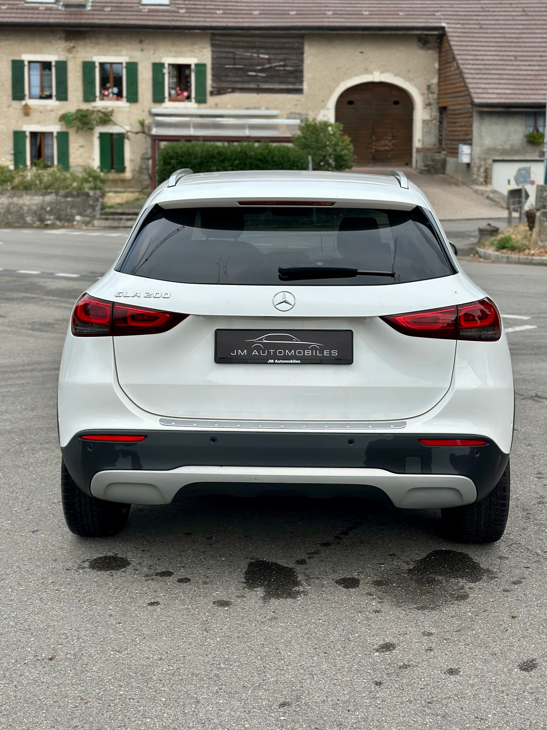 MERCEDES-BENZ GLA 200 Style 7G-DCT-image-7