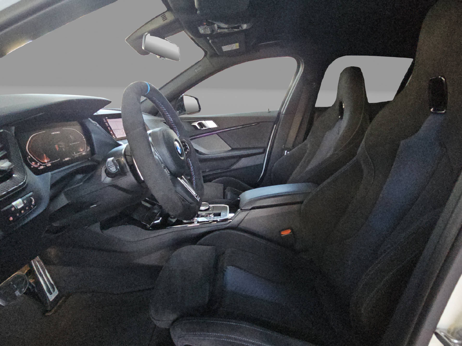BMW M135i xDrive-image-5