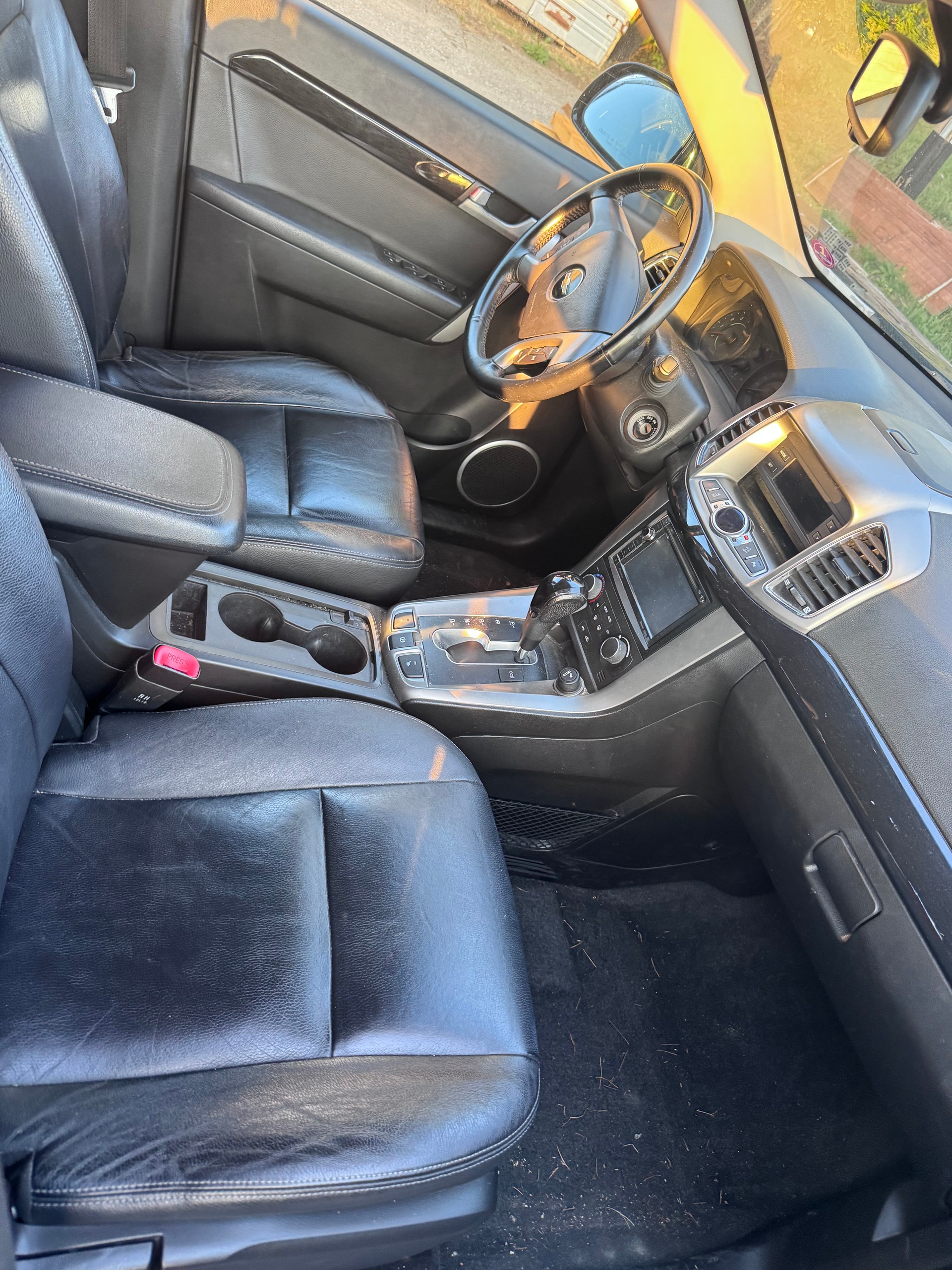 CHEVROLET Captiva 2.4 Swiss Edition 4WD Automatic-image-1