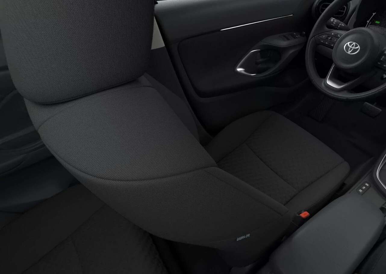 TOYOTA Yaris Cross 1.5 Comfort e-CVT-image-6
