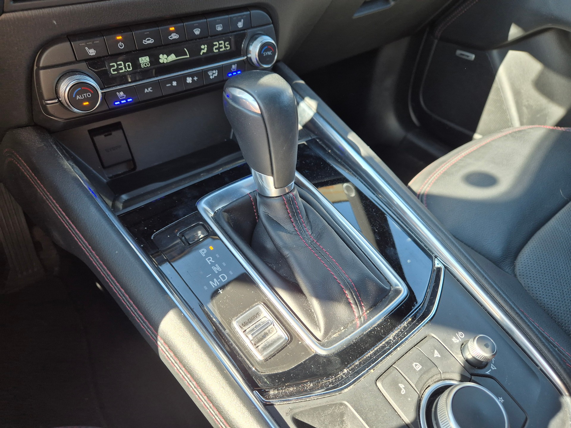 MAZDA CX-5 e-Skyactiv-G 194 Homura AWD Automat-image-26