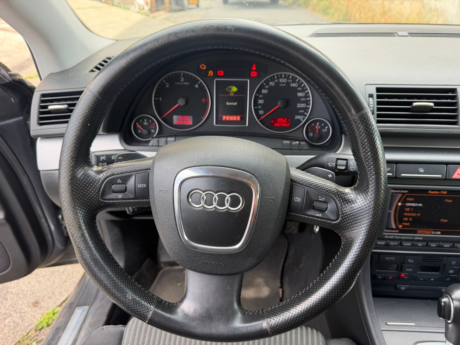 AUDI A4 Avant 1.9 TDI-image-13