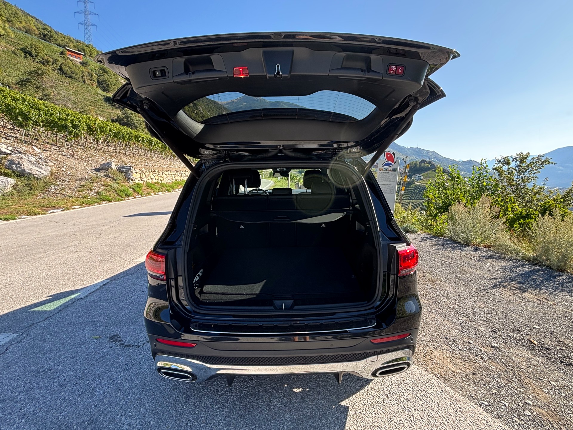 MERCEDES-BENZ GLB 250 AMG Line 4matic-image-7