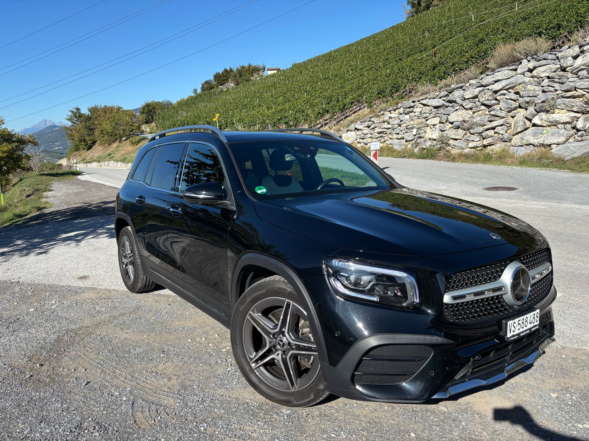 MERCEDES-BENZ GLB 250 AMG Line 4matic-image-1