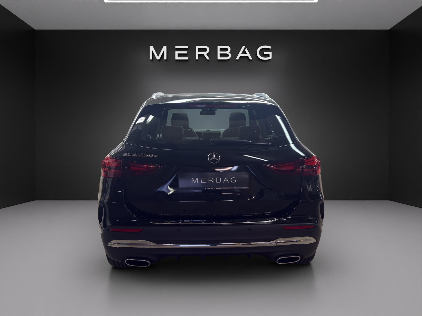 MERCEDES-BENZ GLA 250 e EQ Star 8G-DCT-image-3