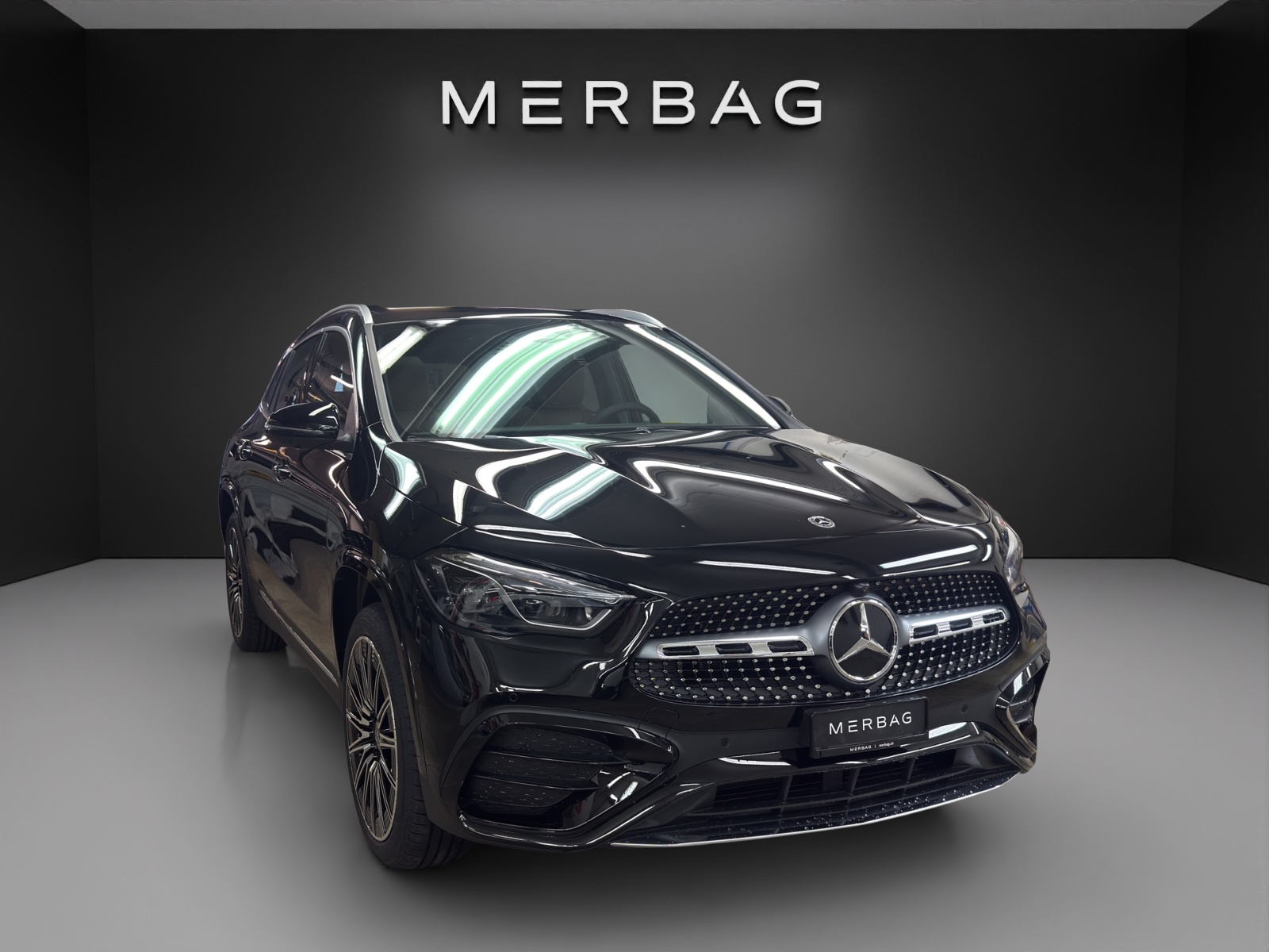 MERCEDES-BENZ GLA 250 e EQ Star 8G-DCT-image-5