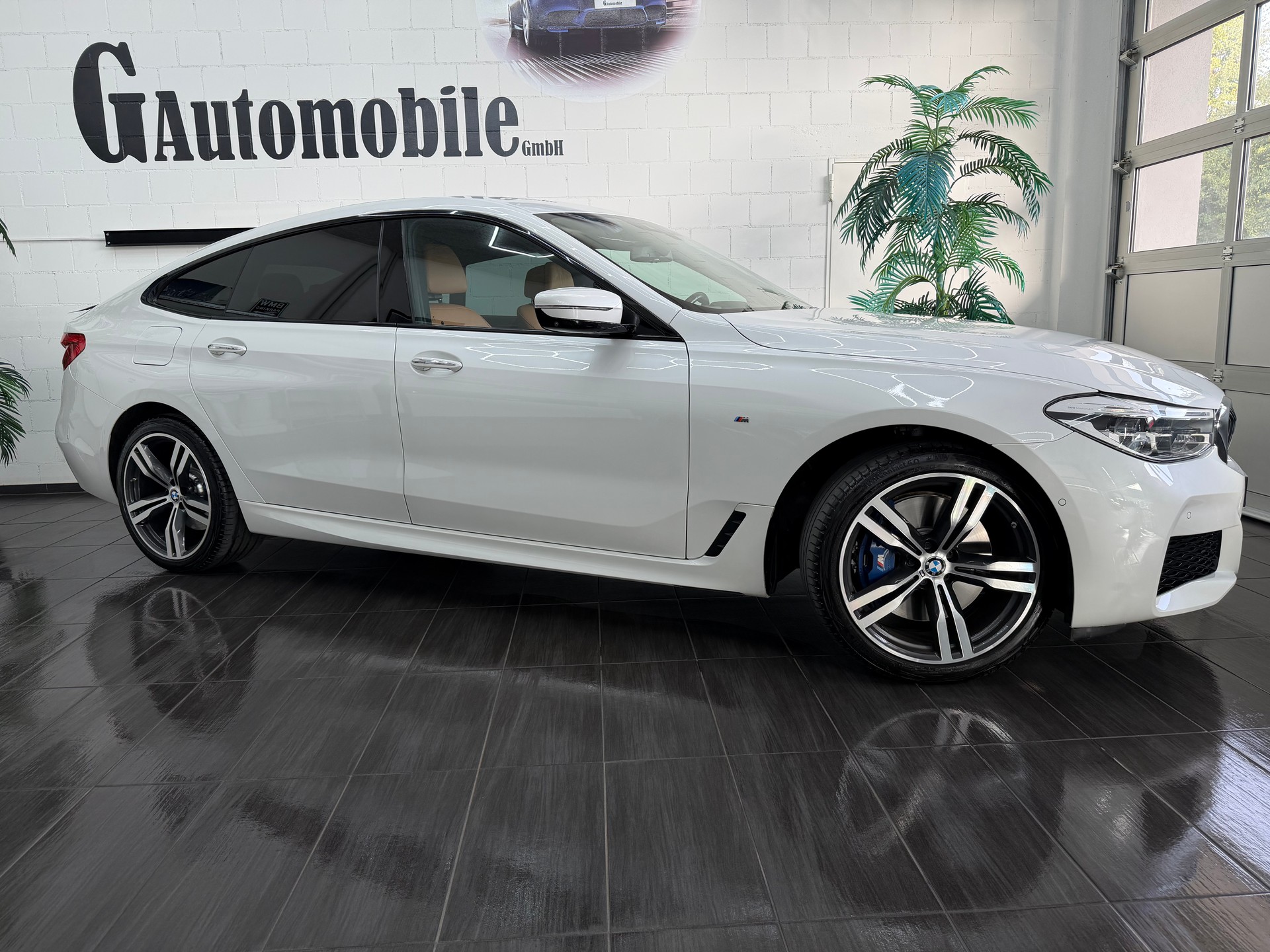 BMW 630d GT xDrive M Sportpaket Steptronic⭐️-showroom-element-2