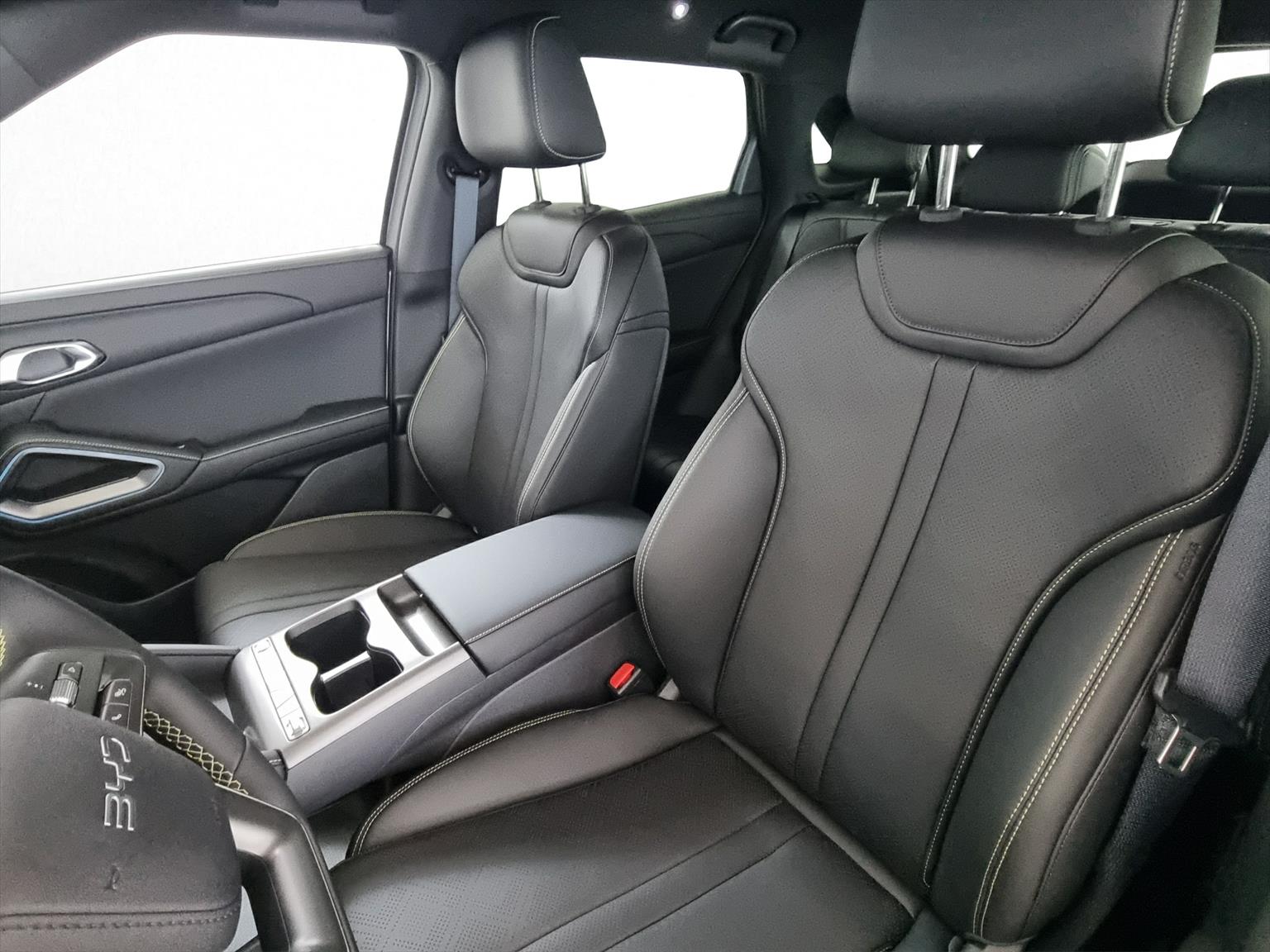 BYD Atto 2 DM-i Boost FWD-image-5