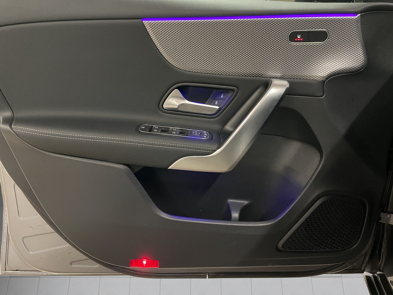 MERCEDES-BENZ A 180 Night Star-image-7