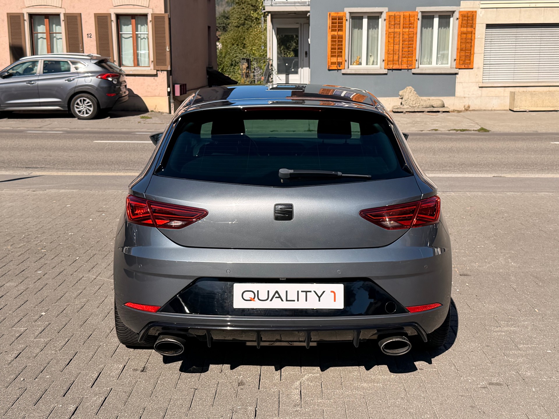 SEAT Leon 2.0 TSI Cupra 300 DSG-showroom-element-2