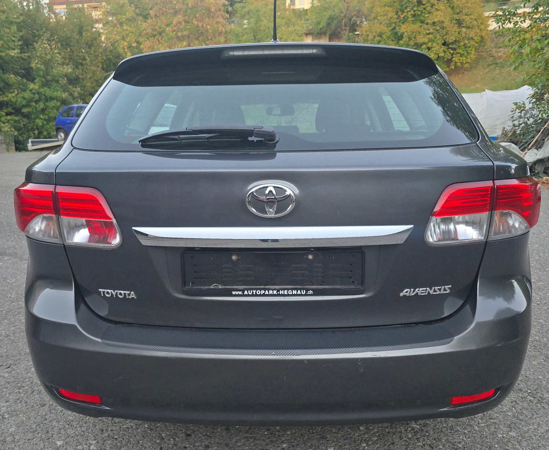 TOYOTA Avensis Sportswagon 2.0 Linea Luna Multidrive-image-5