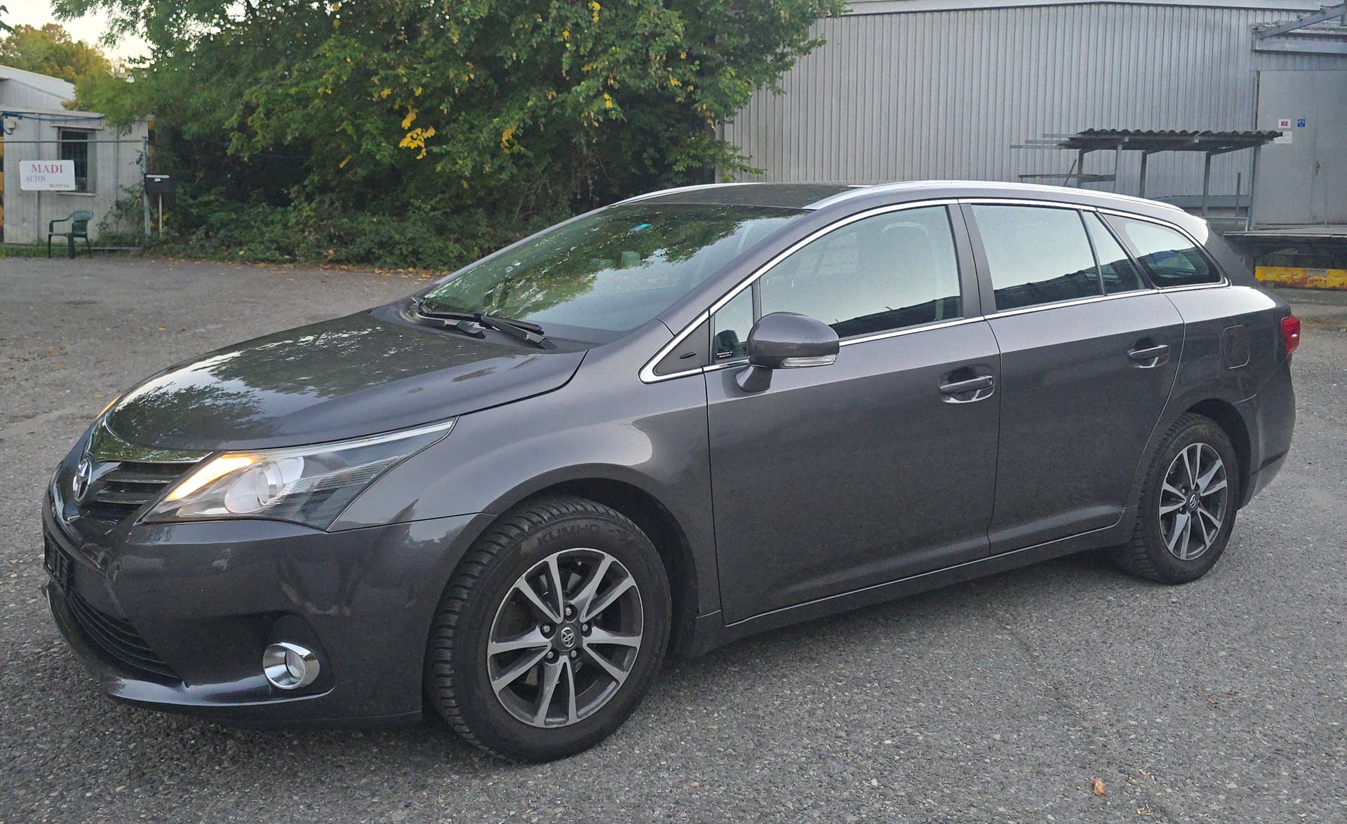TOYOTA Avensis Sportswagon 2.0 Linea Luna Multidrive