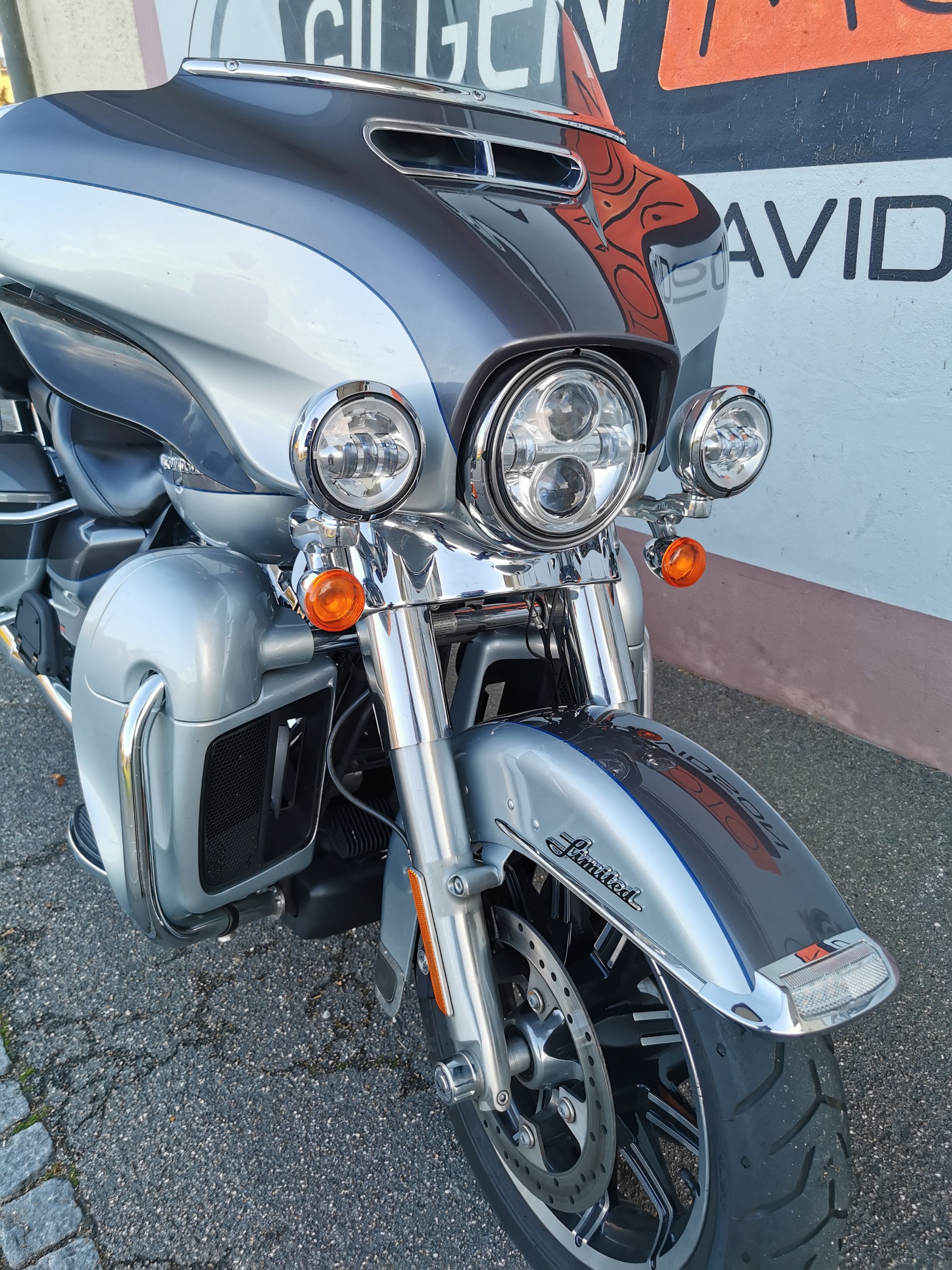 HARLEY-DAVIDSON FLHTK Electra Glide Ultra Limited-image-2
