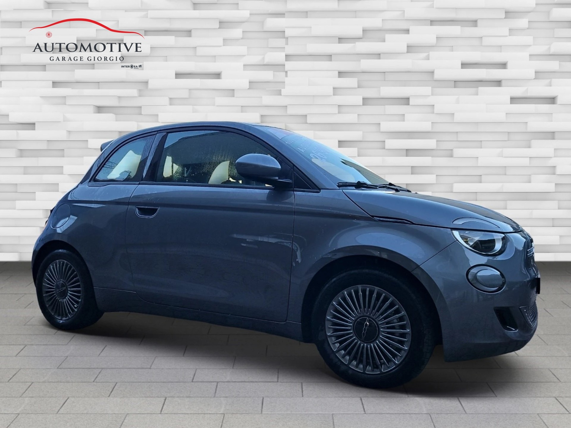 FIAT 500 electric 87 kW Icon-image-1