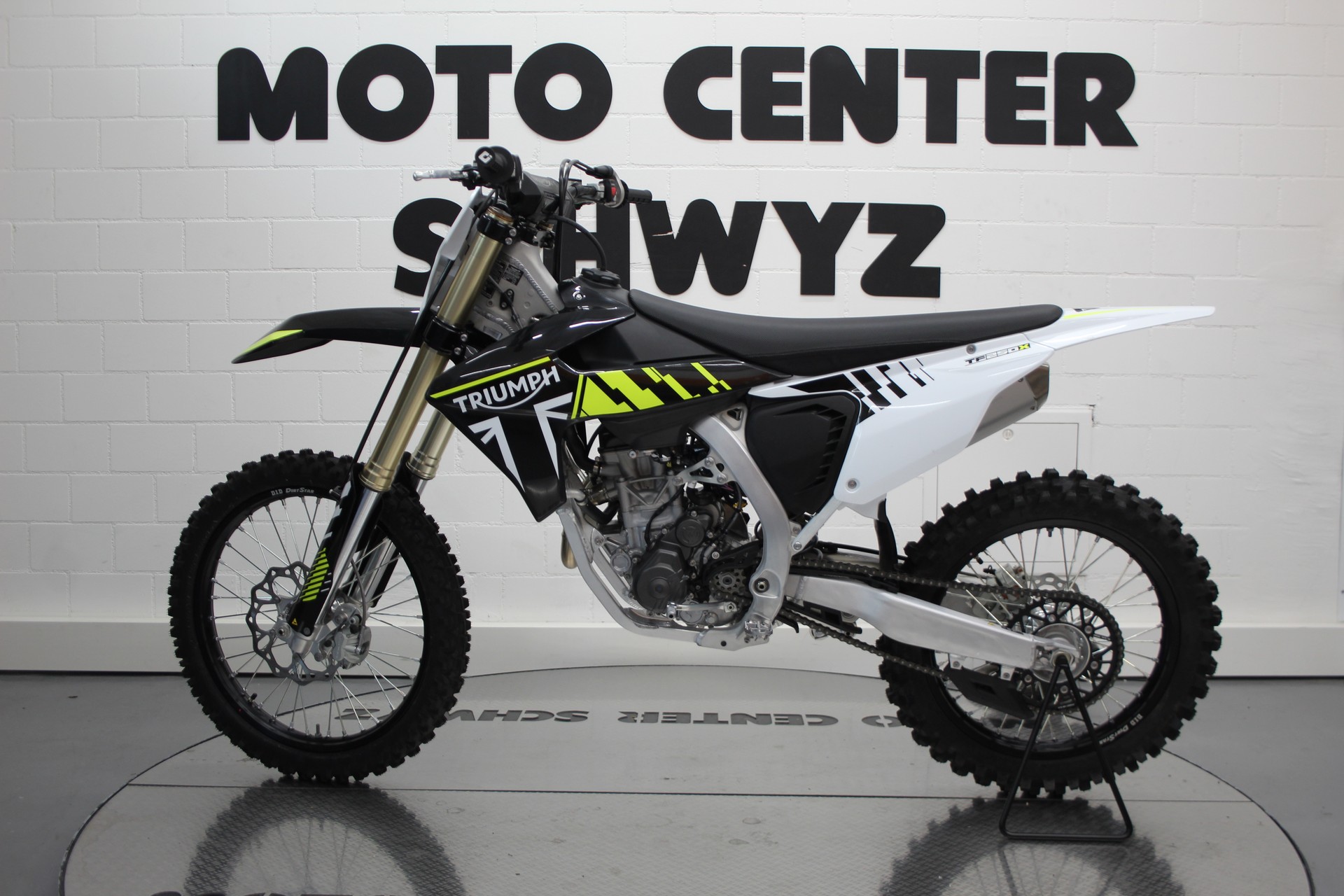 TRIUMPH TF 250-X-image-4