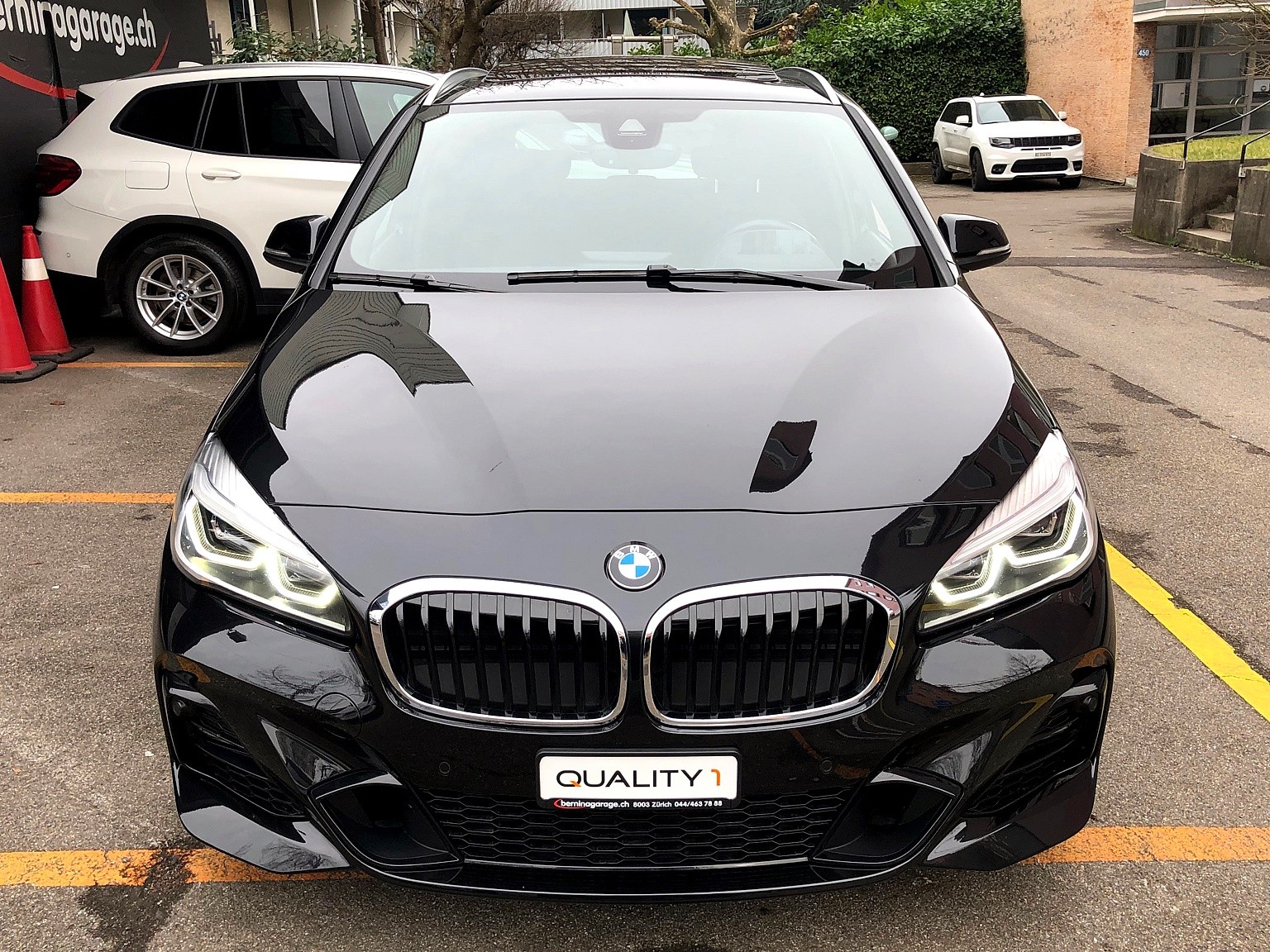 BMW 220d xDrive ActiveTourer M Sport Steptronic-showroom-element-1