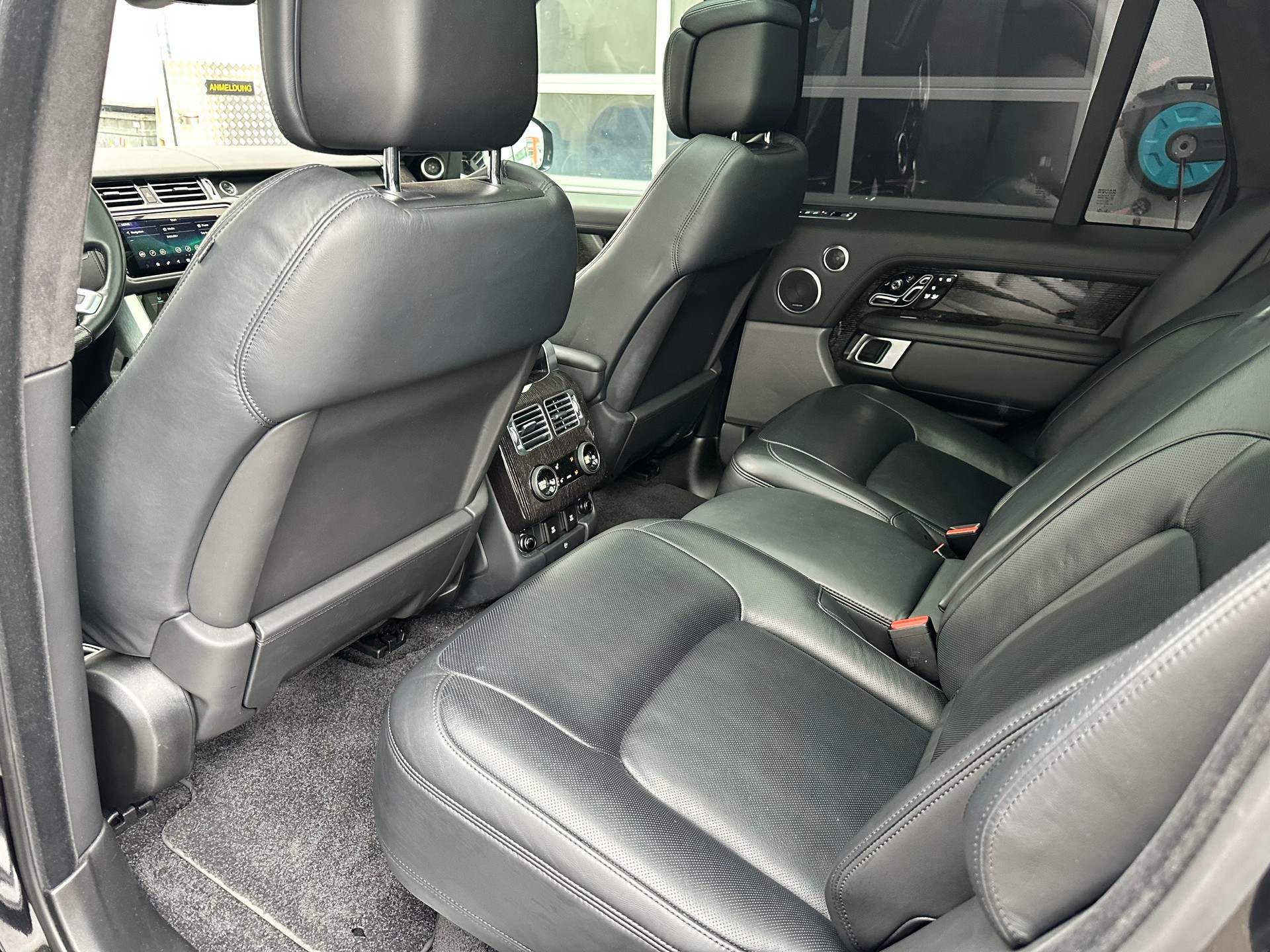 LAND ROVER Range Rover 5.0 V8 S/C AB Automatic-image-9