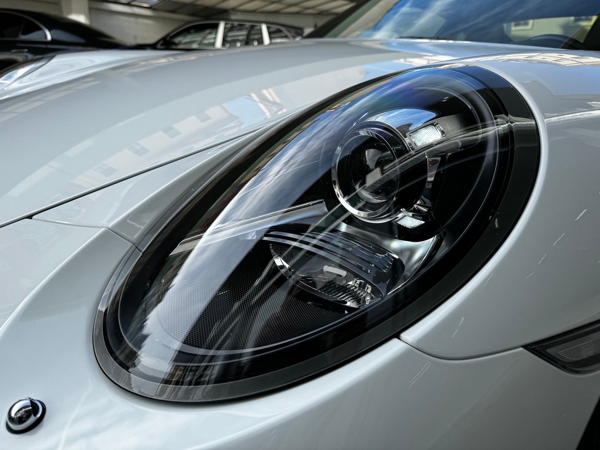 PORSCHE 911 Carrera 4S PDK-image-12