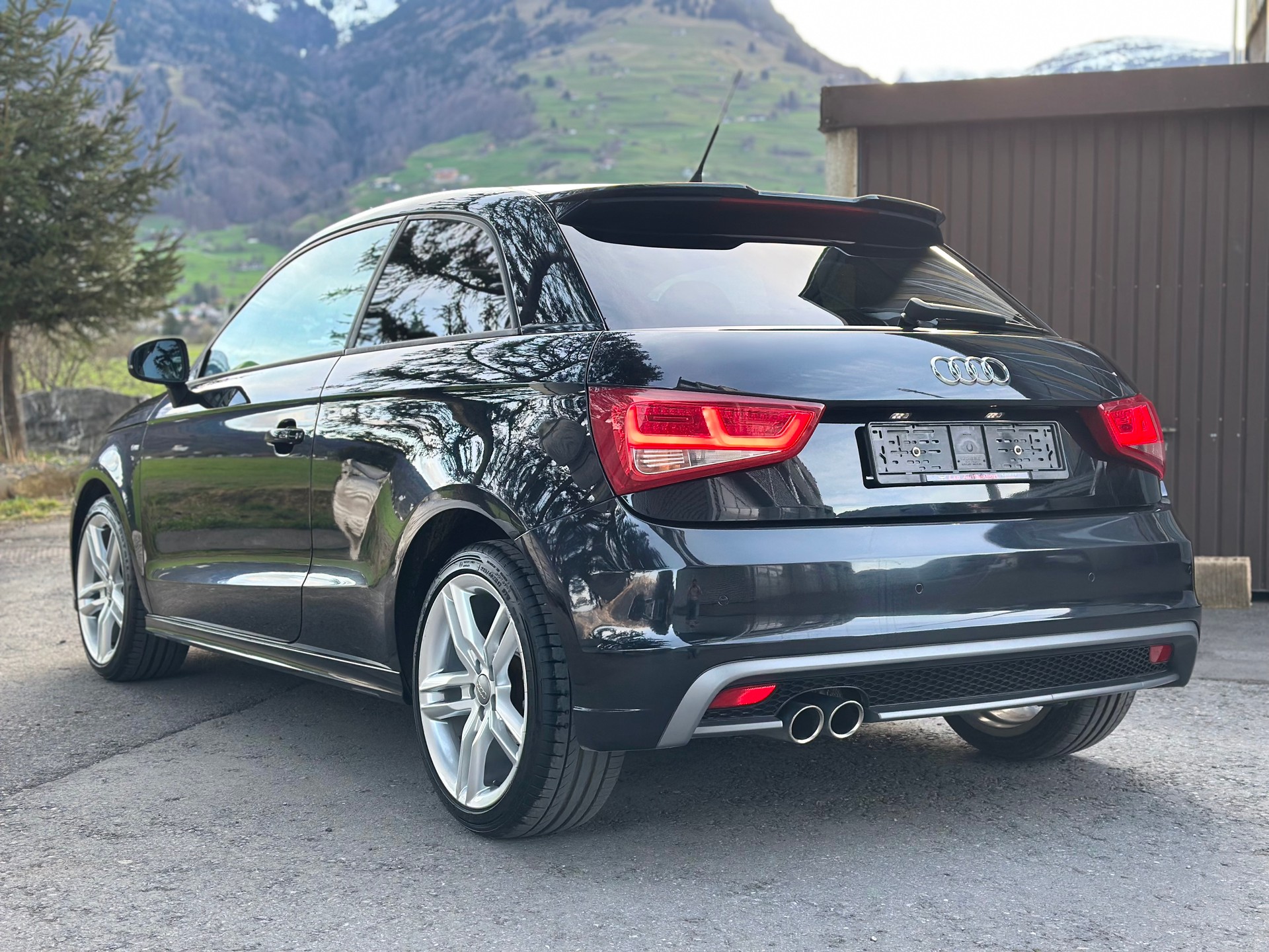 AUDI A1 Sport 1.4 TFSI Ambition S-tronic-image-4