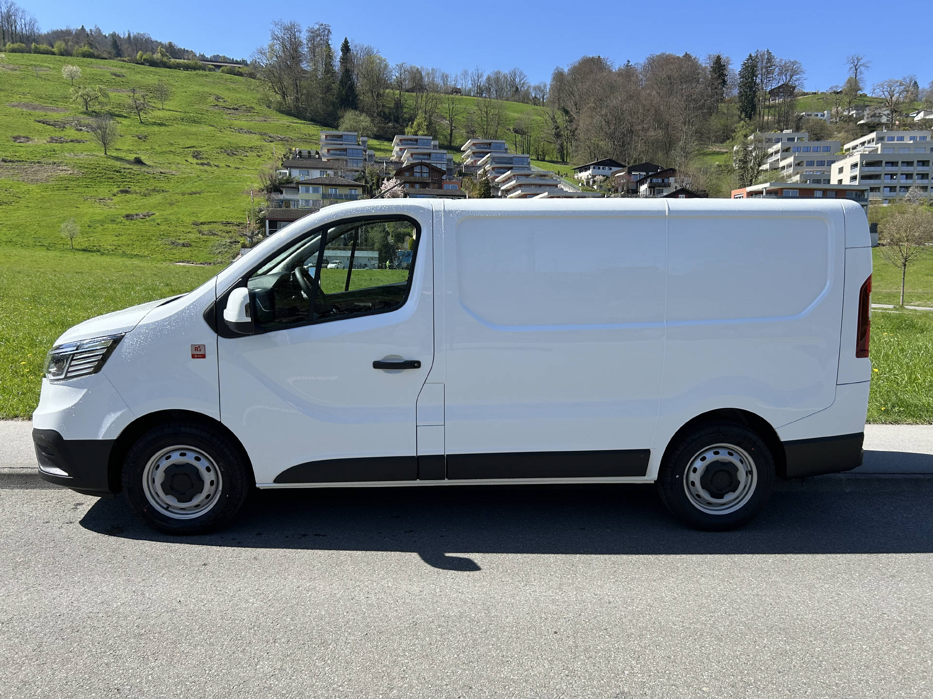 RENAULT Trafic Kaw. L1H1 150 PS-image-4