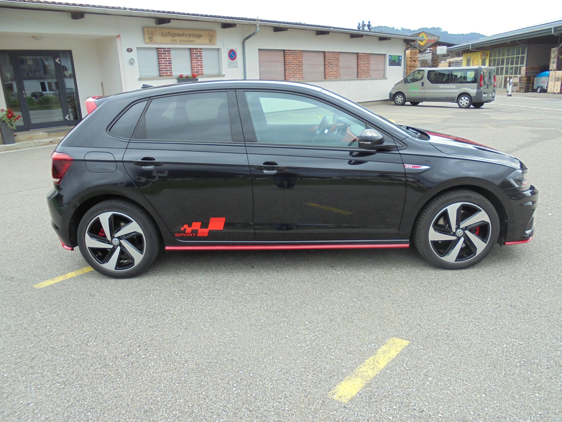 VW Polo 2.0 TSI GTI-showroom-element-3