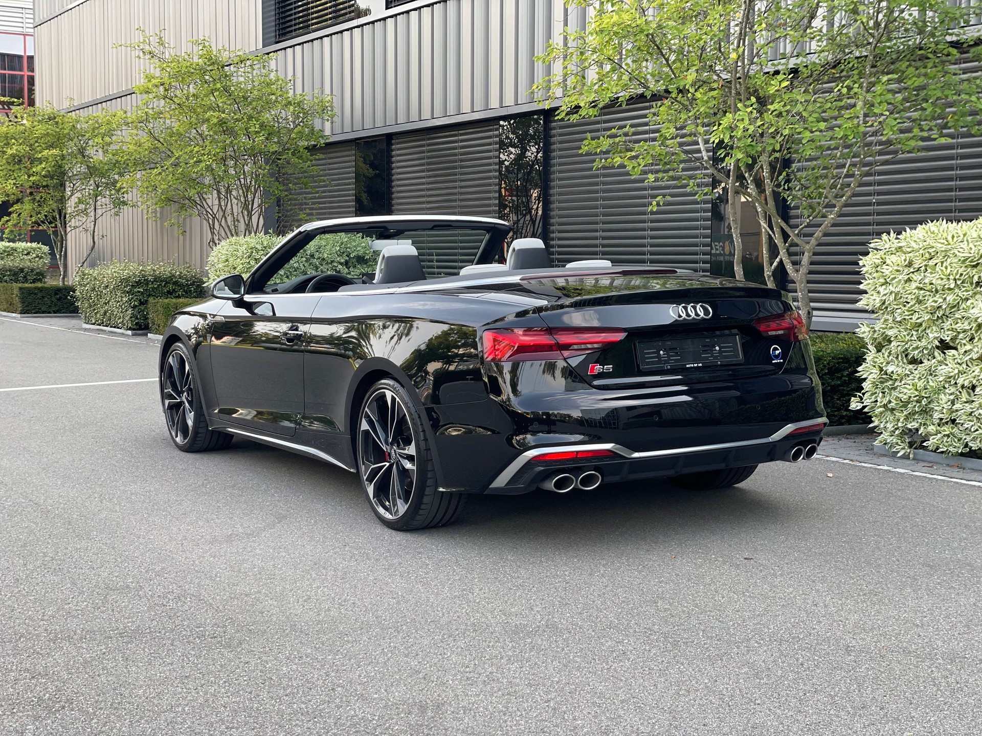 AUDI S5 Cabriolet 3.0 TFSI quattro tiptronic-image-2