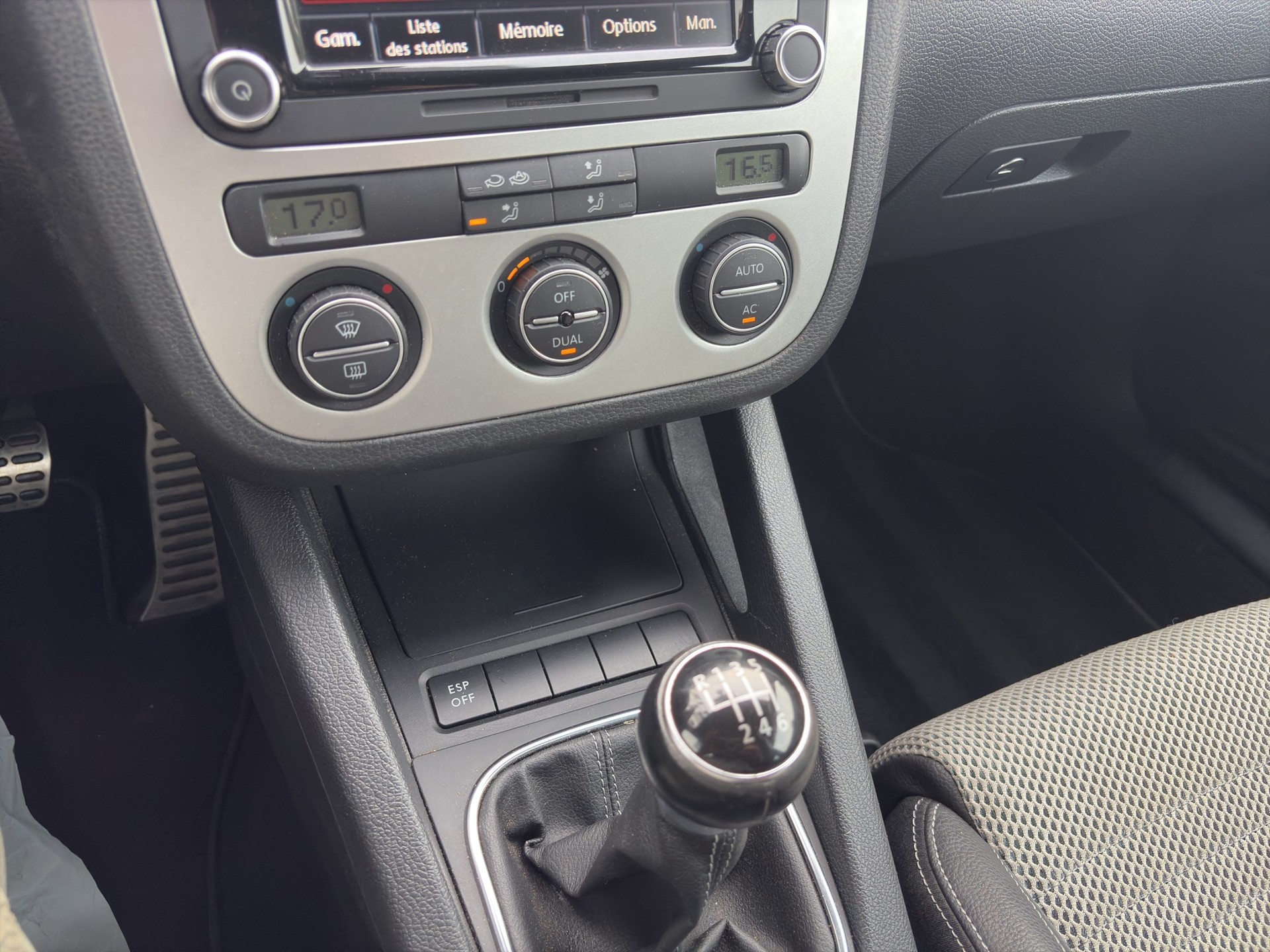 VW Scirocco 2.0 TSI-image-10