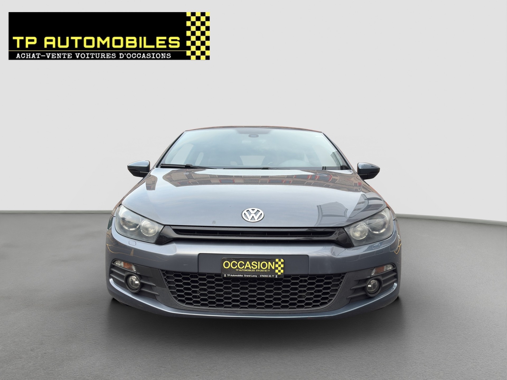 VW Scirocco 2.0 TSI-image-1