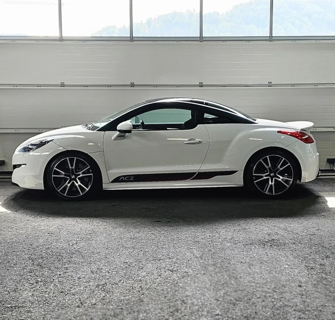 PEUGEOT RCZ R 1.6 Turbo *CH-Fahrzeug*frisch ab MFK*-showroom-element-1