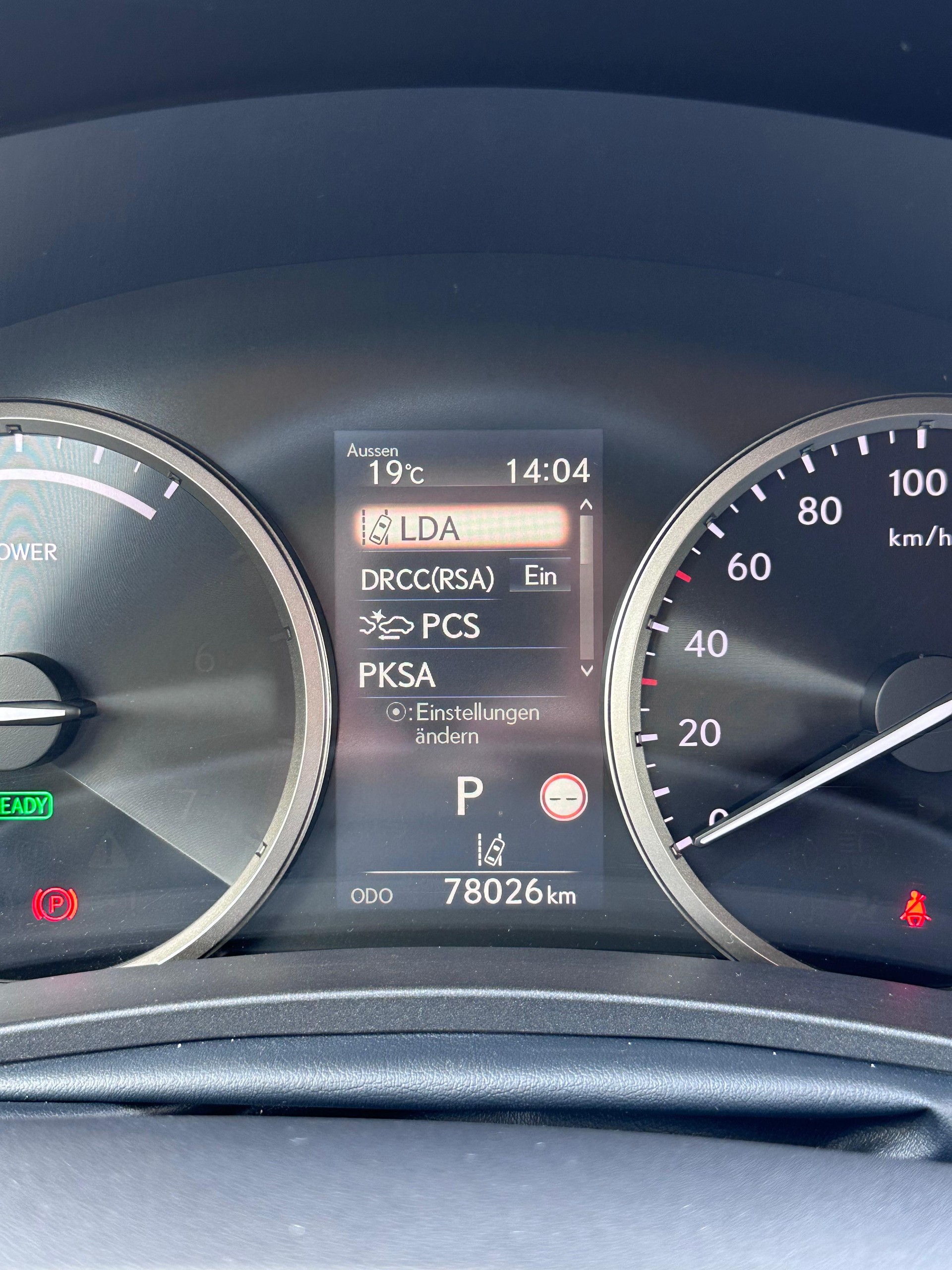 LEXUS NX 300h Celebrating 30 E-Four Automatic-image-15