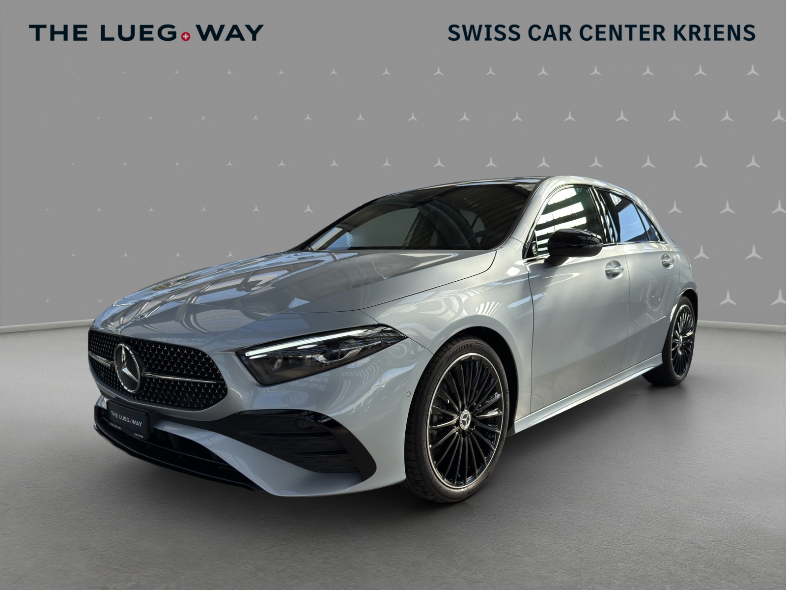 MERCEDES-BENZ A 200 - NightStar - AMG / Rückfahrkamera / Sitzmemory / Soundsystem / Panorama-Dach