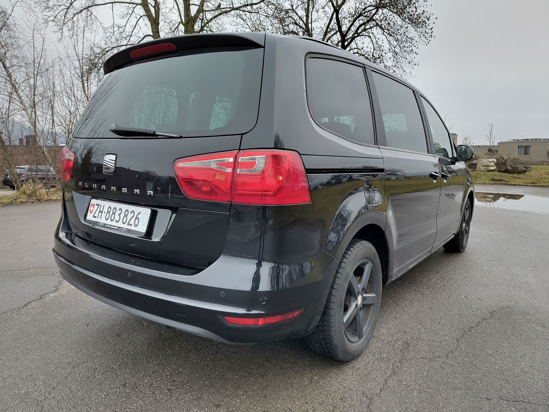 SEAT Alhambra 2.0 TDI Reference-image-3
