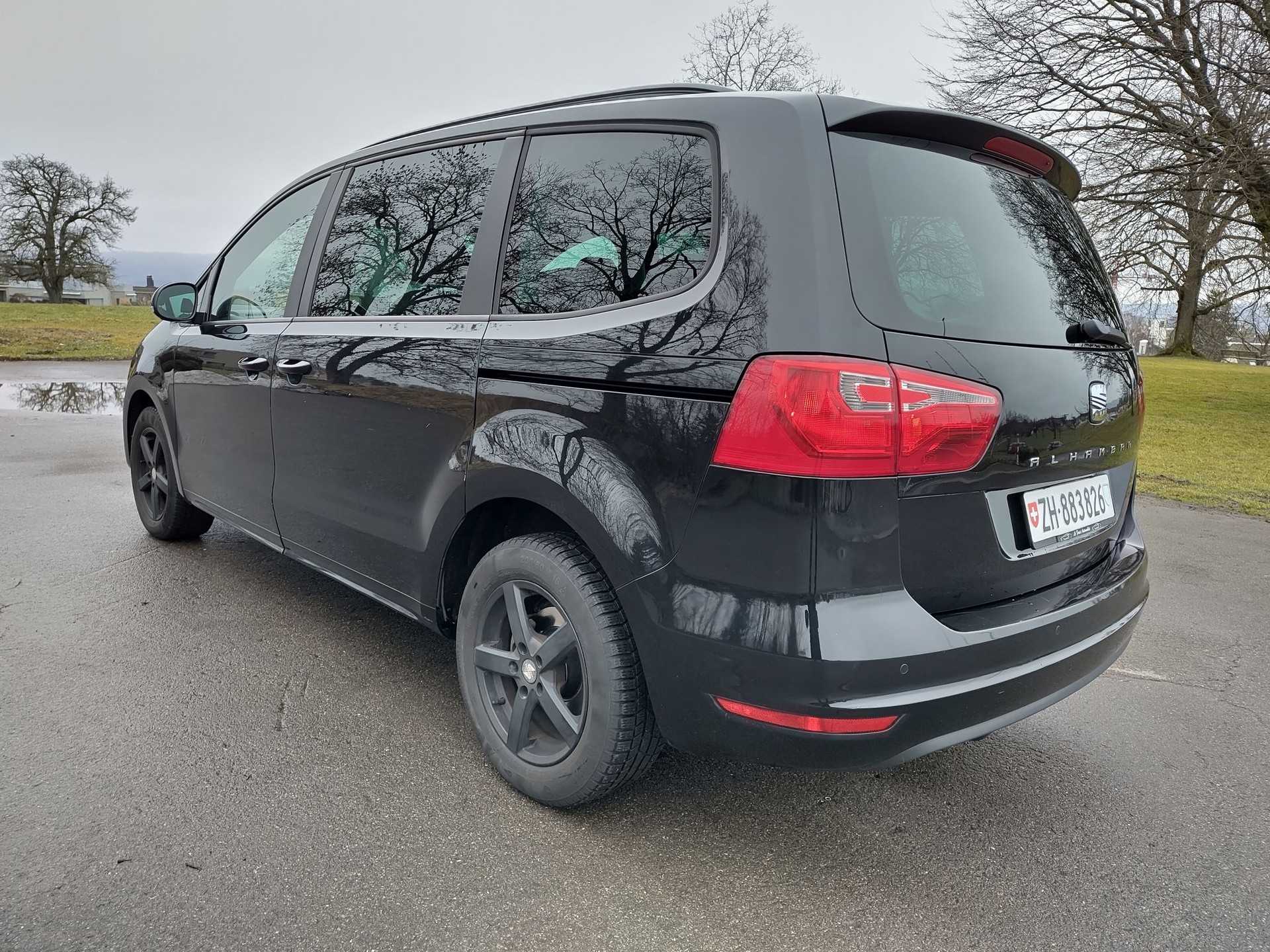 SEAT Alhambra 2.0 TDI Reference-image-2