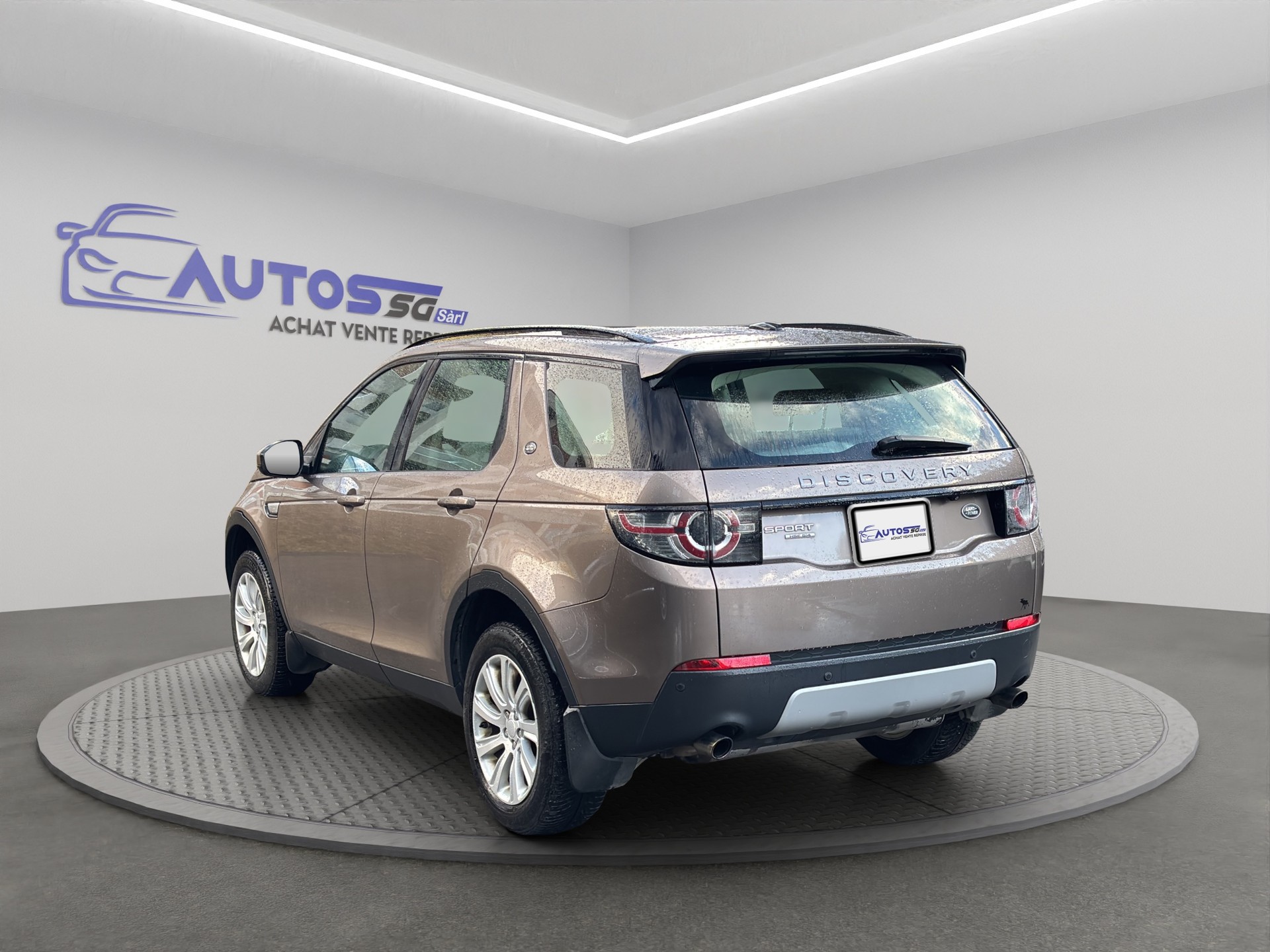 LAND ROVER Discovery Sport 2.0 Si4 HSE AT9-image-6