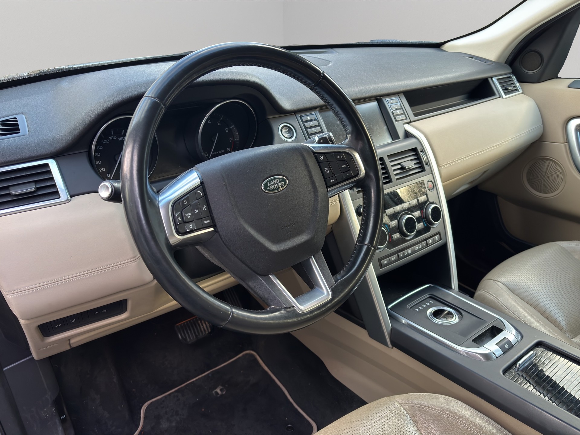 LAND ROVER Discovery Sport 2.0 Si4 HSE AT9-image-9