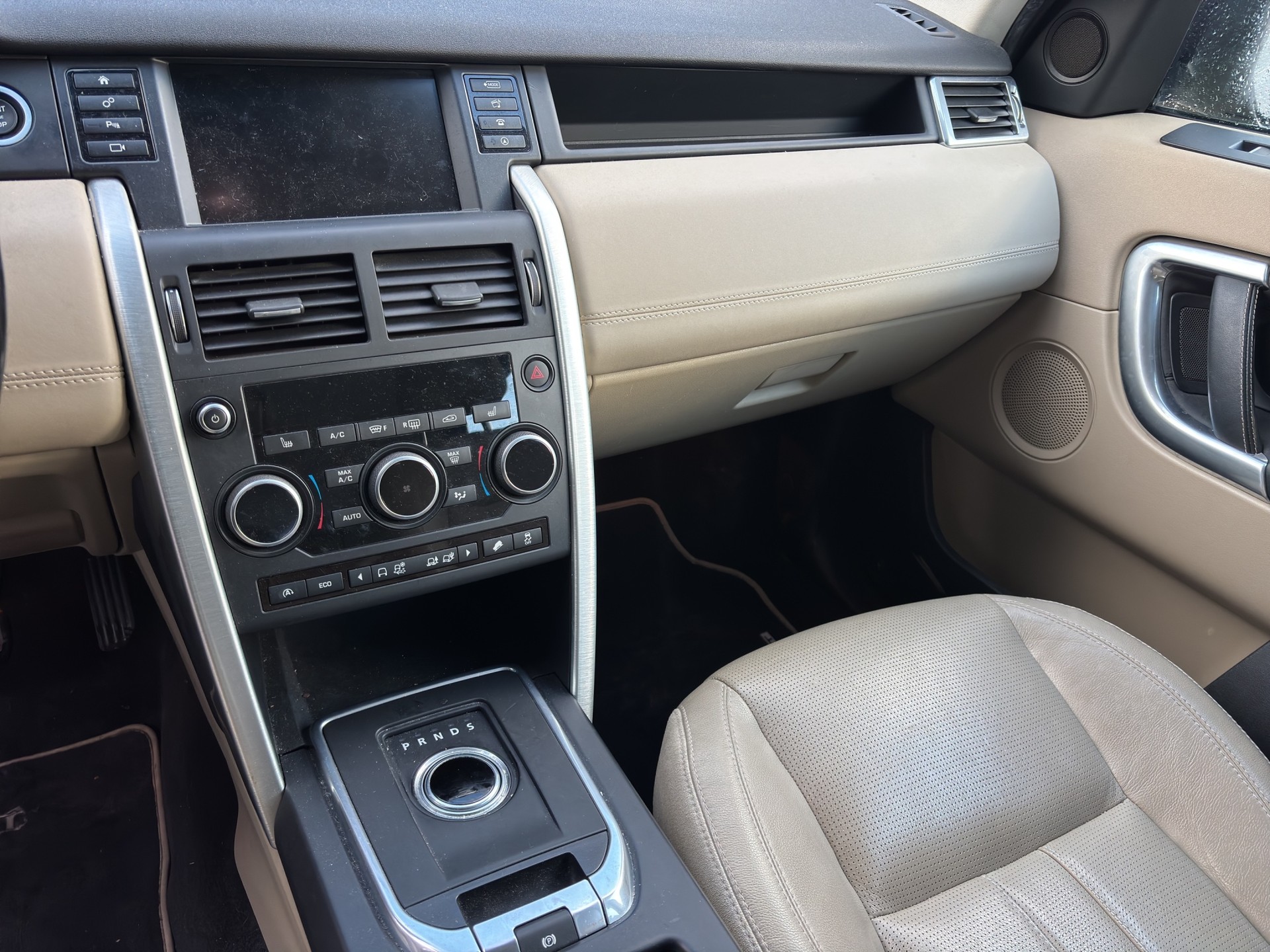 LAND ROVER Discovery Sport 2.0 Si4 HSE AT9-image-11