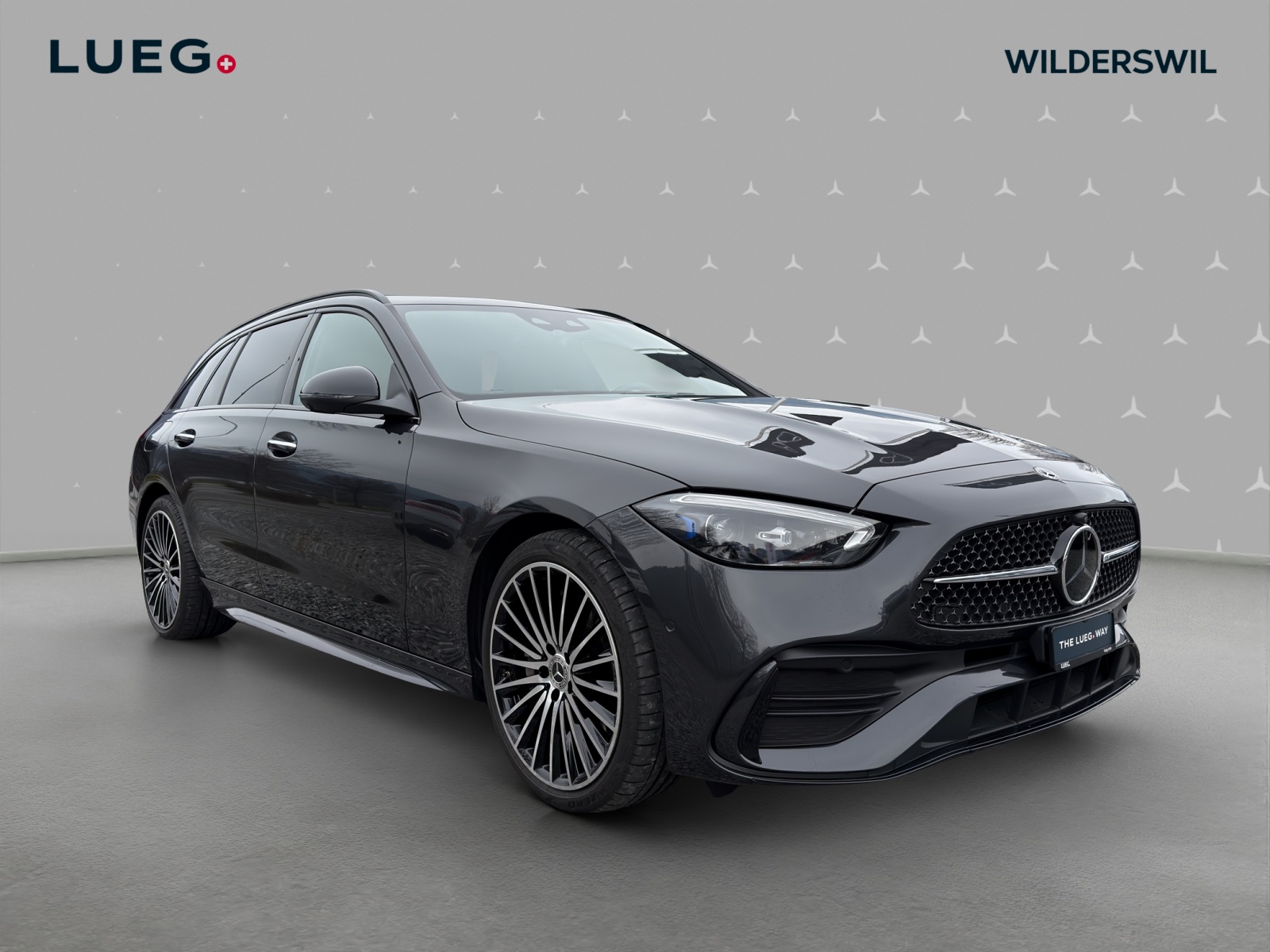 MERCEDES-BENZ C 300 T 4Matic AMG Line-image-4
