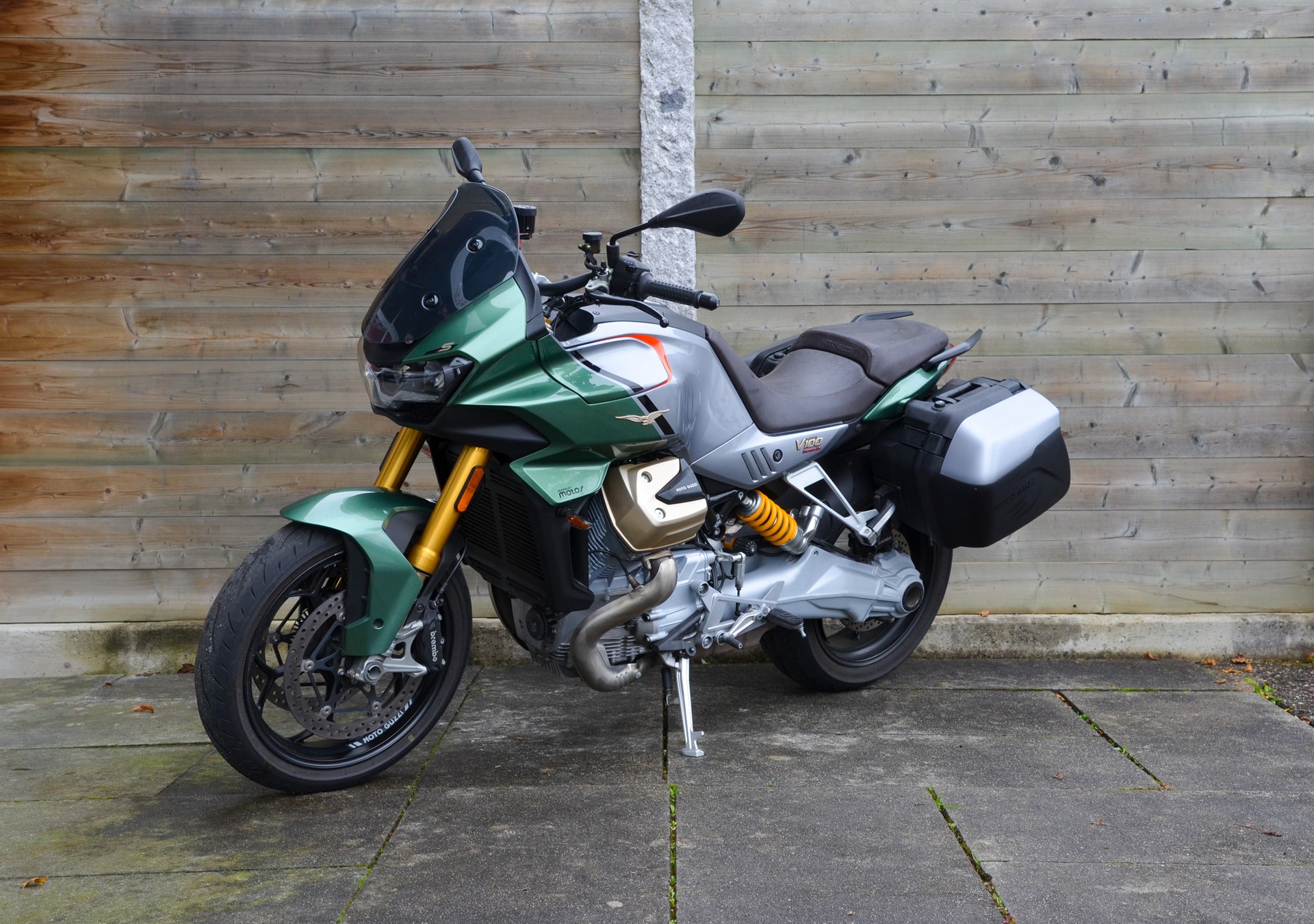 MOTO GUZZI V100 Mandello S-image-2
