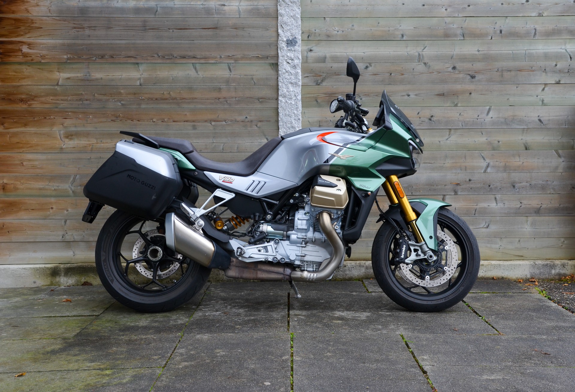 MOTO GUZZI V100 Mandello S-image-0