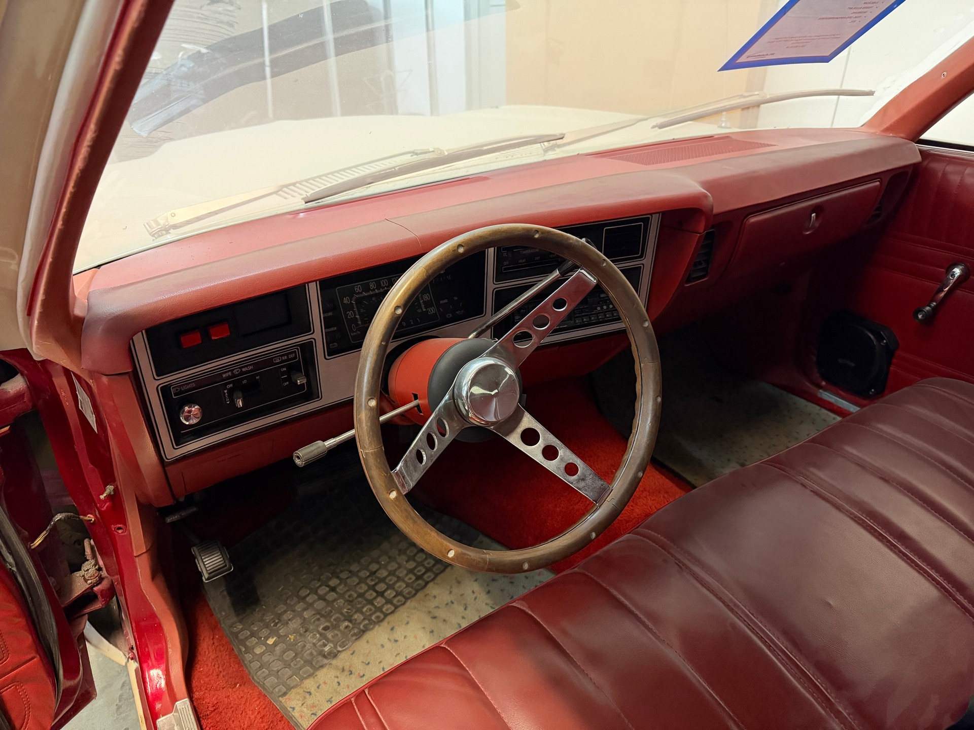 PLYMOUTH Volare-image-6