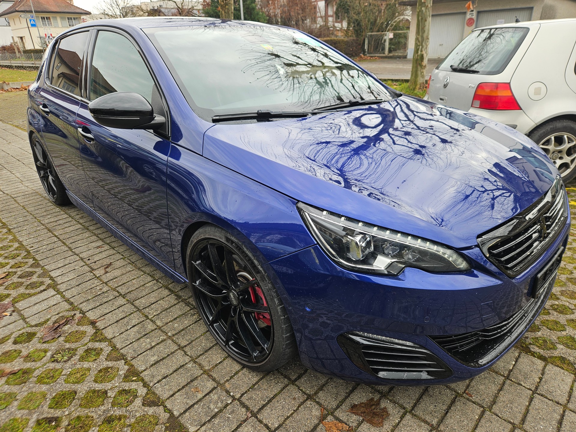 PEUGEOT 308 1.6 e-THP GT