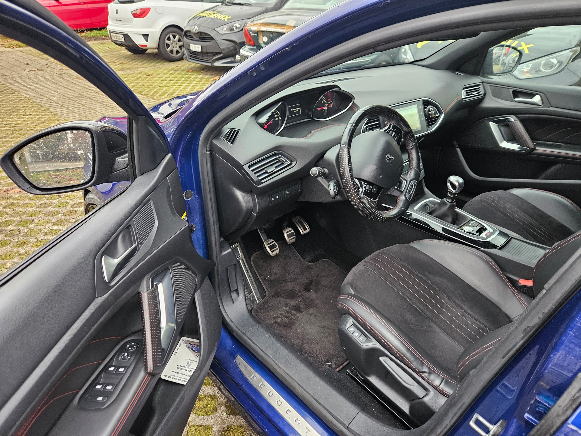 PEUGEOT 308 1.6 e-THP GT-image-6