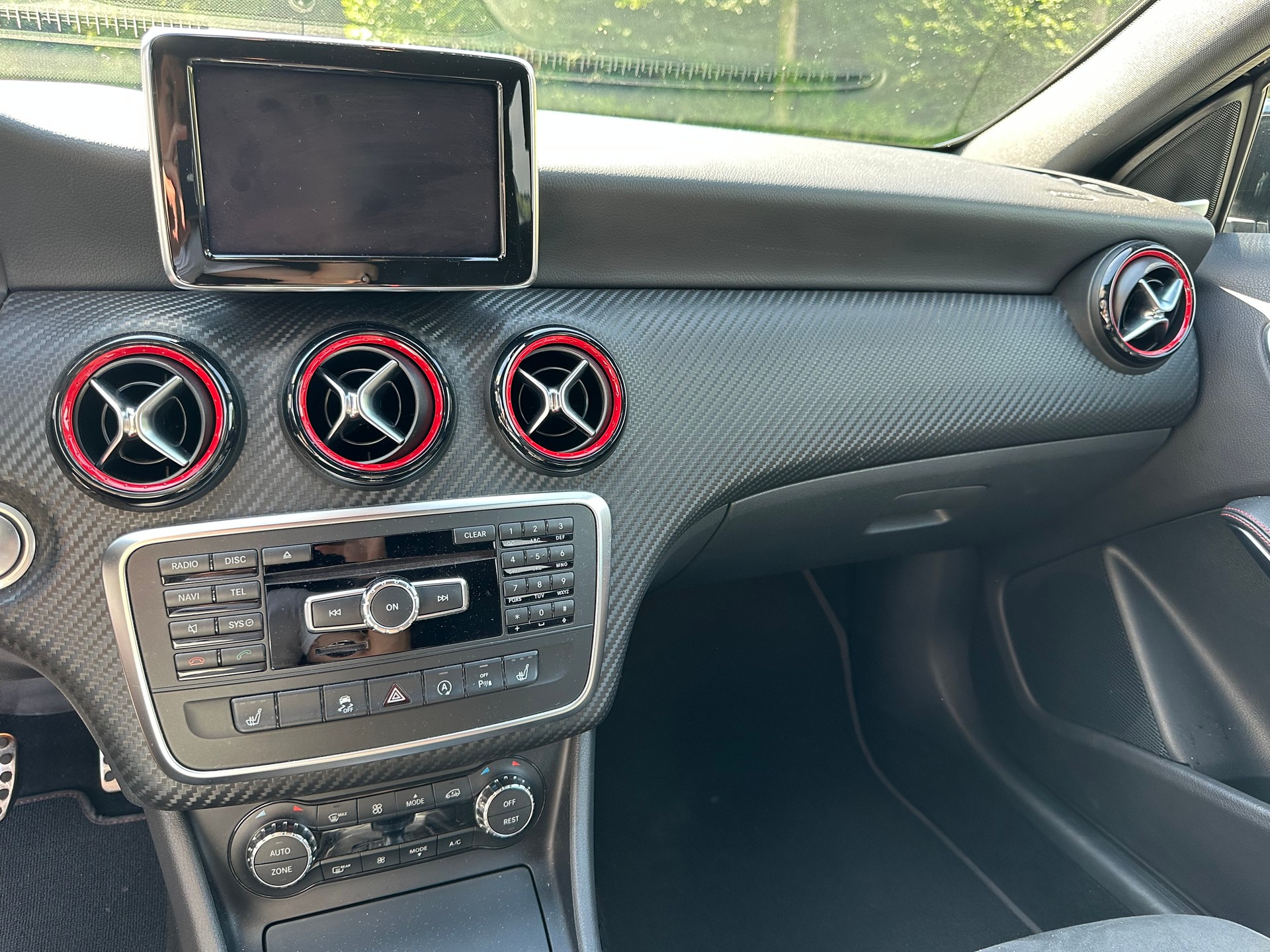MERCEDES-BENZ A 45 AMG 4Matic Speedshift 7G-DCT-image-14