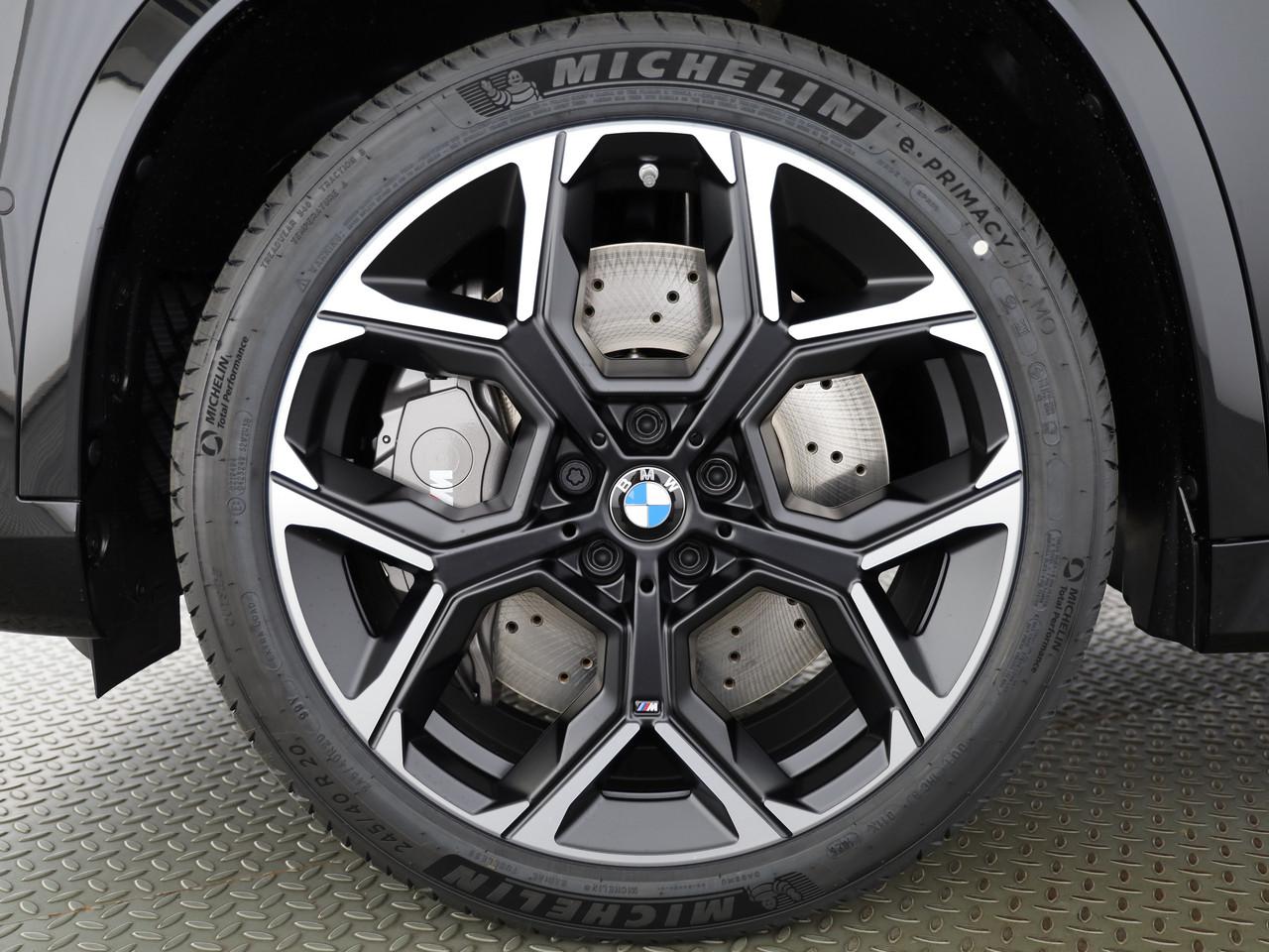 BMW X1 M35i-image-22