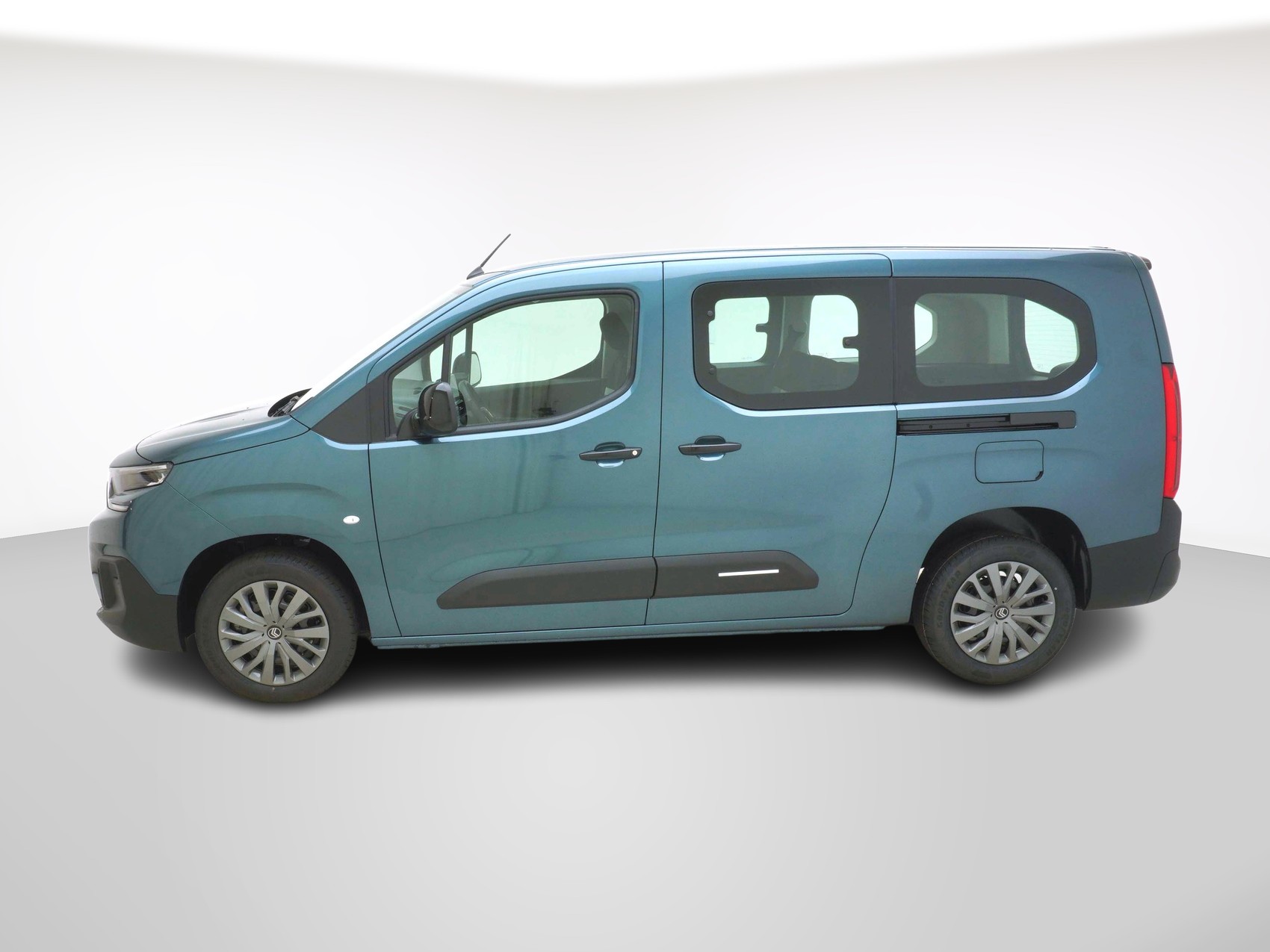 CITROEN Berlingo XL 1.5 BlueHDi 130 Plus-showroom-element-1
